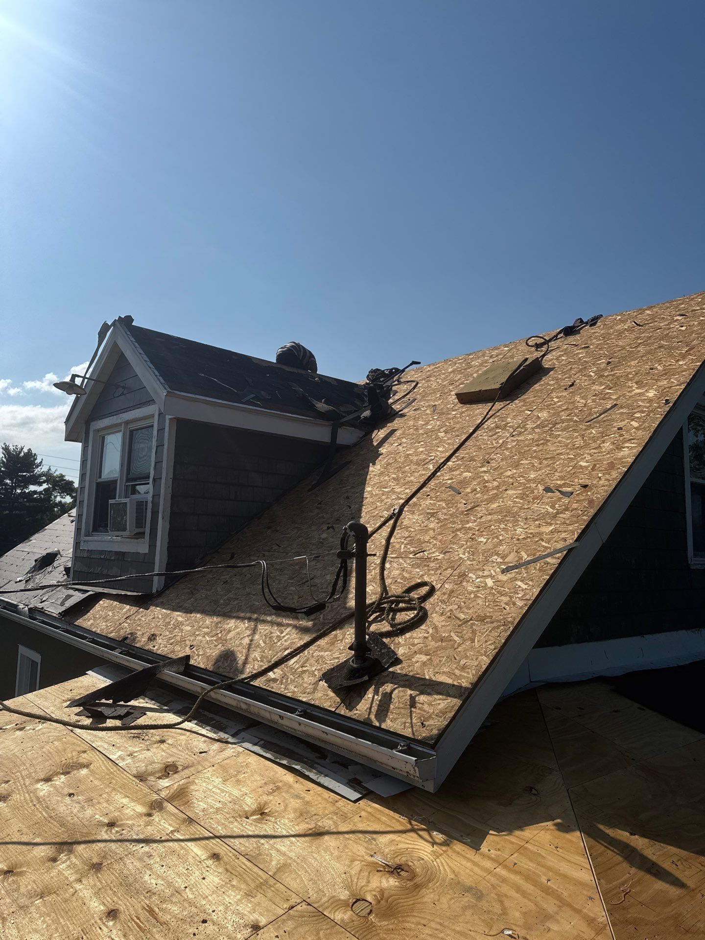 Residential Roofing Installation using GAF Timberline HDZ Shakewood by Rainstoppers Roofing