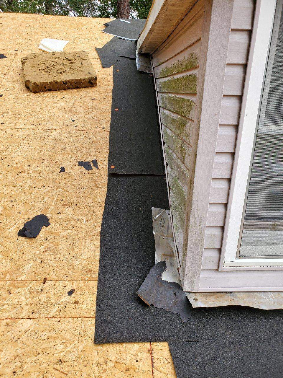 Residential Roofing Installation using Owens Corning Oakridge- Williamsburg Gray by Indigo State Roofing