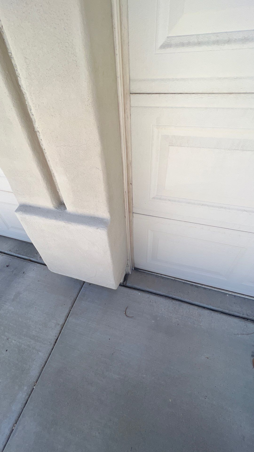 Exterior Painting using Dunn-Edwards EVERSHIELD®  by Crash of Rhinos Painting & Garage Floors