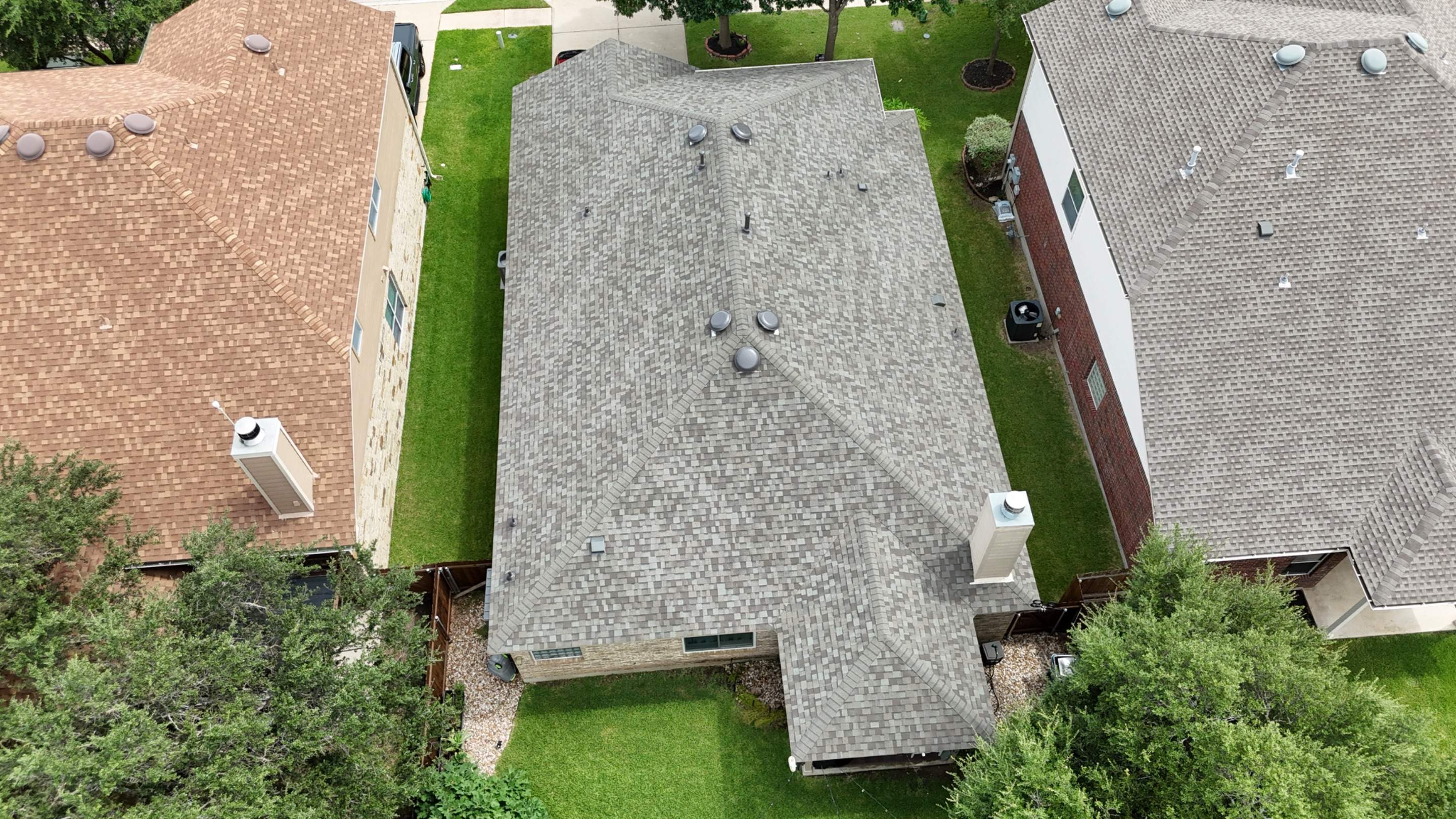 Driftwood - Owens Corning TruDefinition Duration by RoofsOnly.com