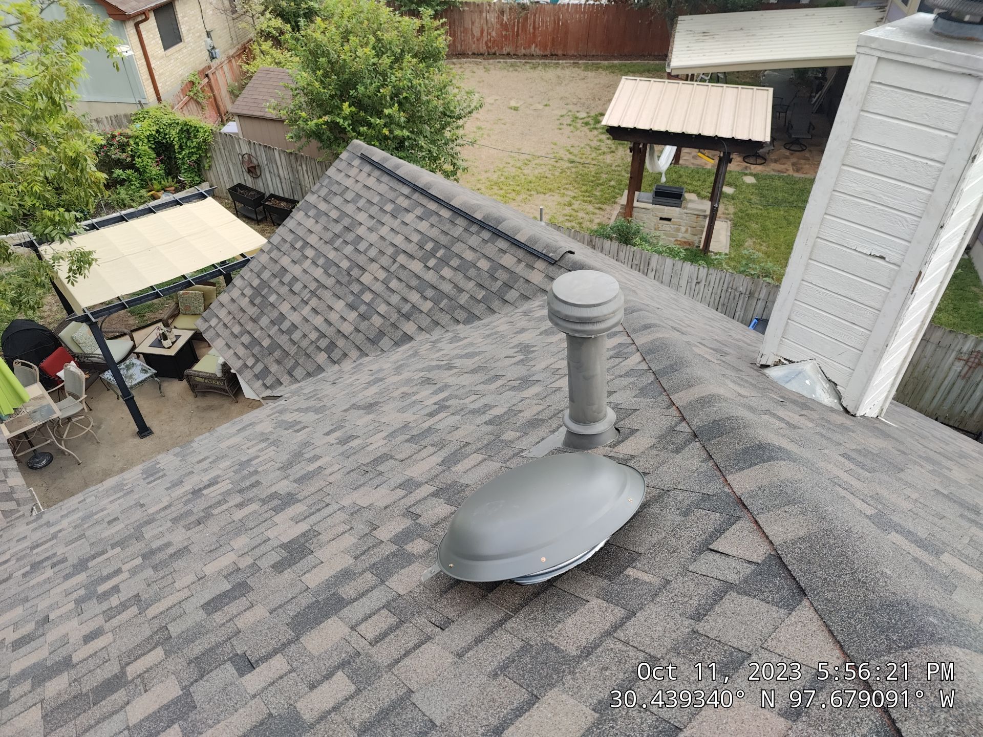 Residential Roofing Installation using IKO Dynasty Class 3 Driftshake by DeZign Roofing & Exteriors