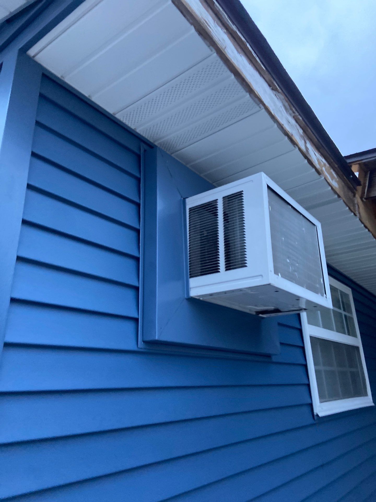 Newport Bay Siding Replacement In Rogers, AR by Chappell Gutter & Exterior
