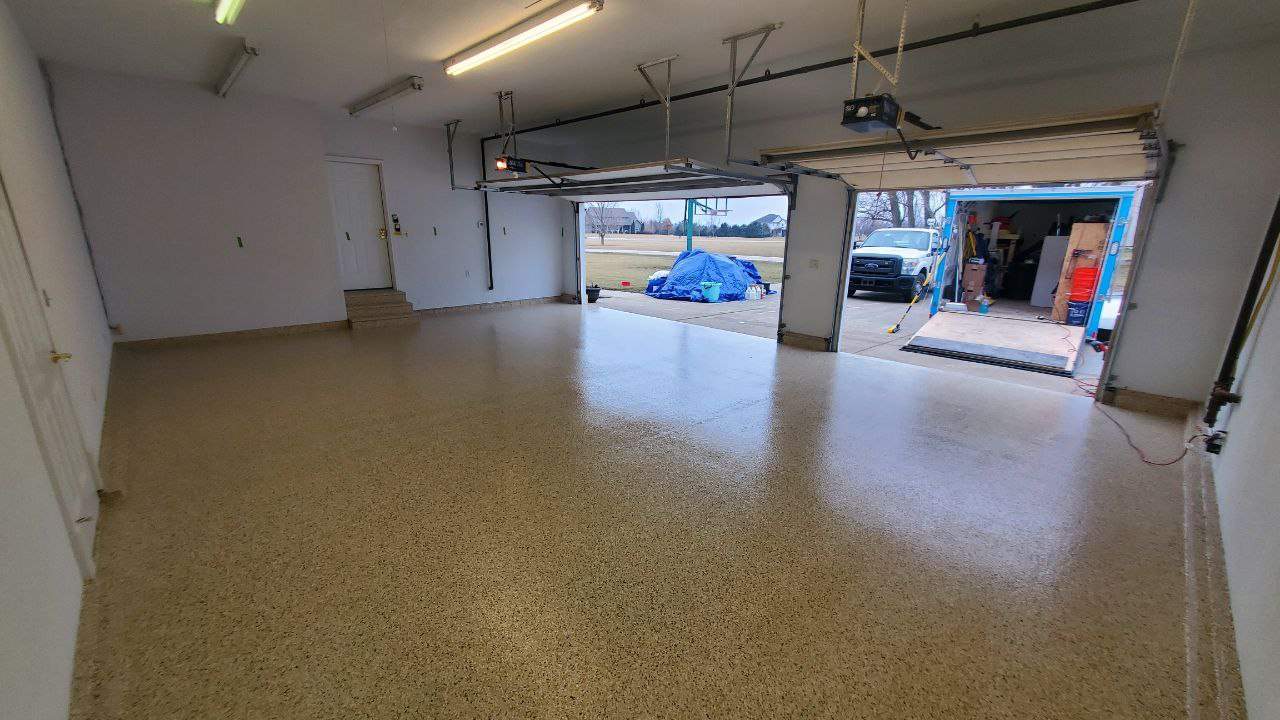 Shoreline Garage, Front Porch, & Back Porch Maroa by Loud Bros