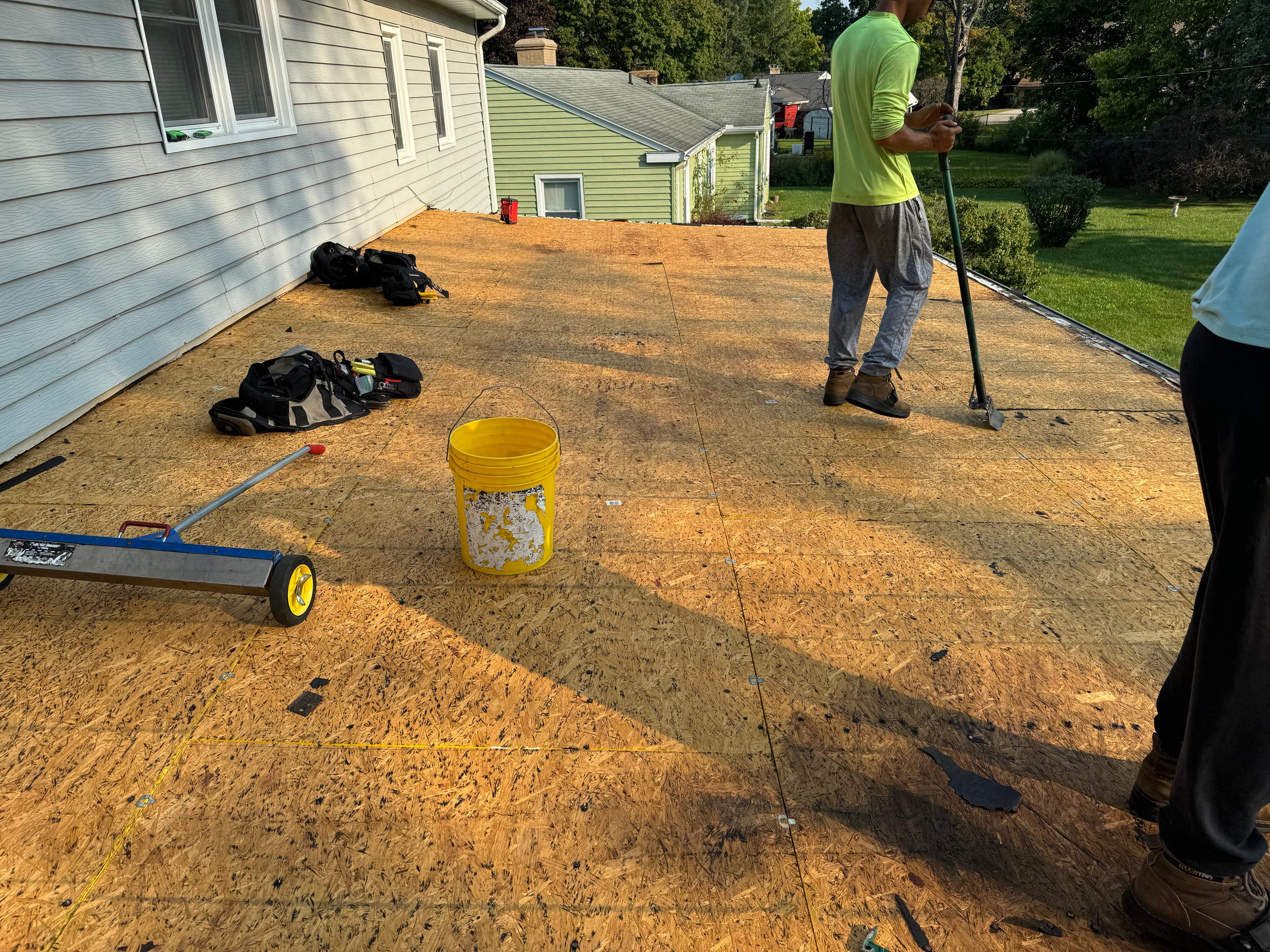 Residential Flat Roof using EPDM by GRACCO
