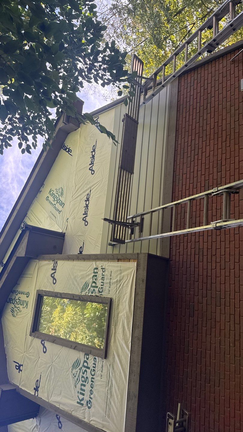 Siding Replacement using Alside S7 Cedar Mill Grain Cape Cod Grey by 180 Contractors