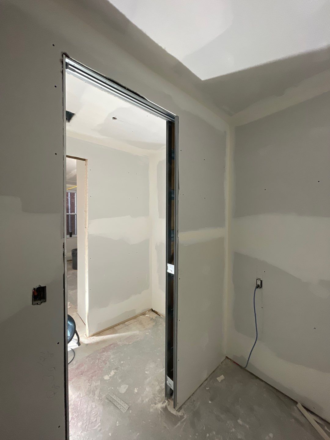 Boarding up by Eco-Nature Construction Inc.