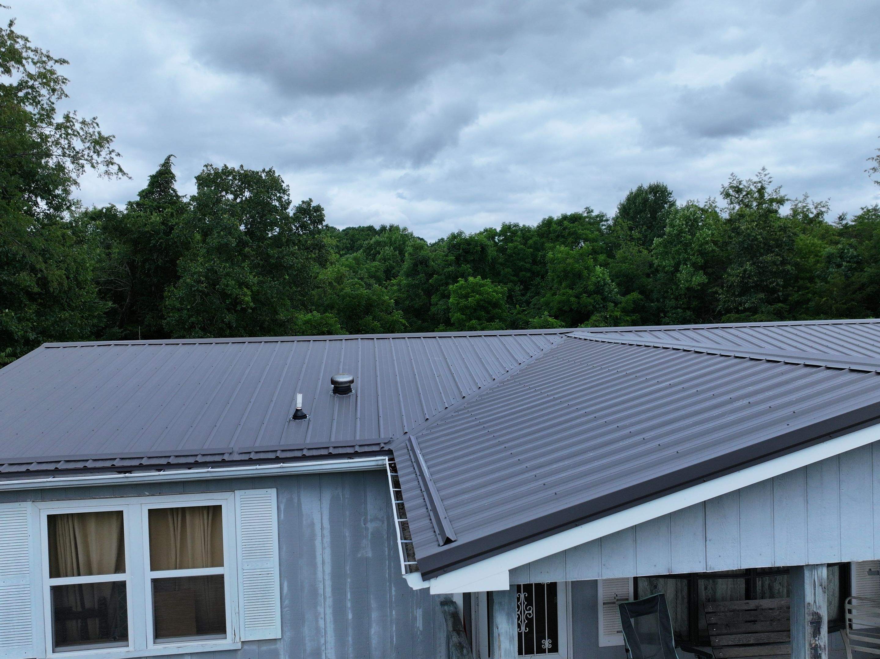 Hollingshead Residence by Omnia Roofing