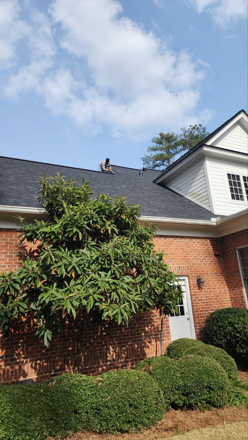 Residential Roofing Installation using Owens Corning® Oakridge Onyx Black by Indigo State Roofing