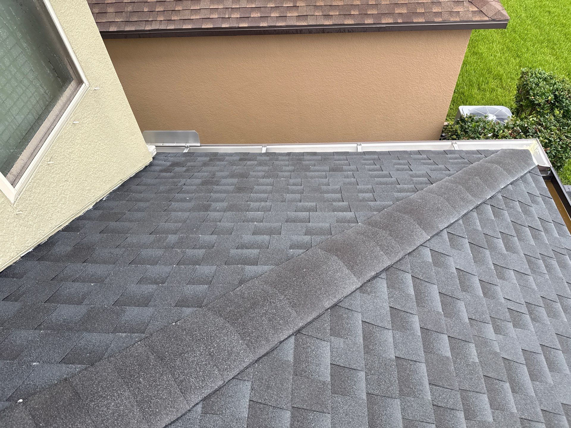 2-Story Asphalt Shingle Roof Cleaning & House Wash – Cypress Mill, Sun City Center, FL by Sunshine AquaWash