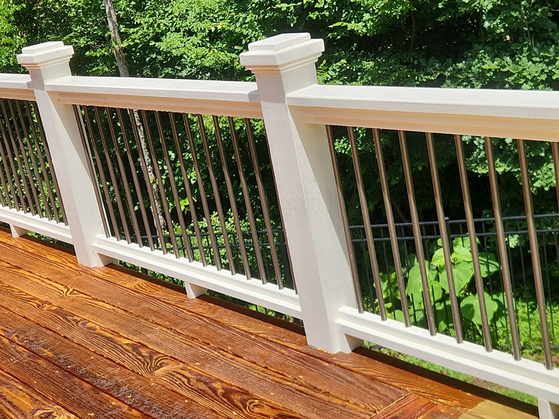 Wood Deck using Wood Sealant by DuraSeal