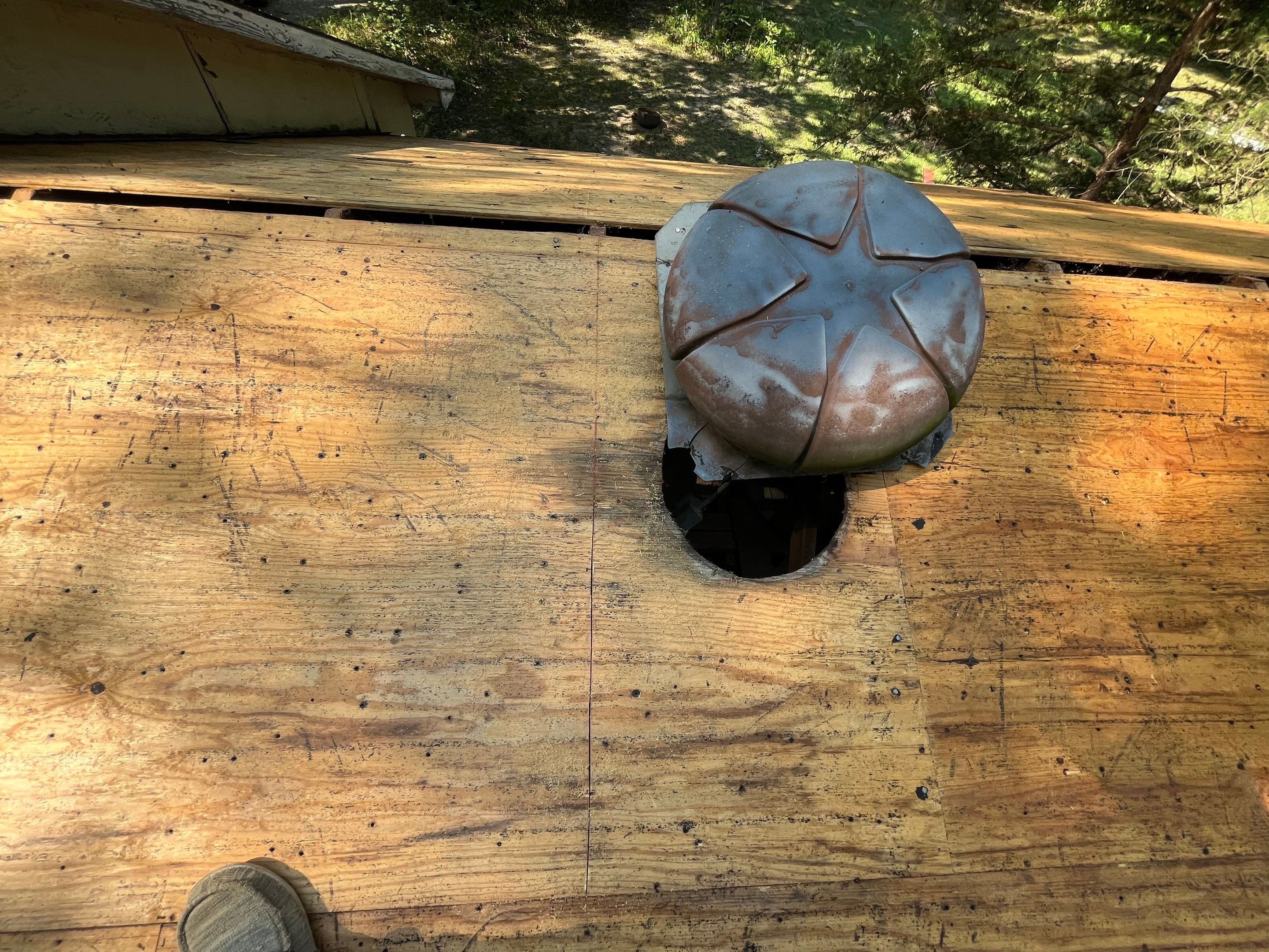 Residential Metal Roof Replacement using Reed's Metals: 29 GA. Colored Residential Panel by Hostetler Roofing