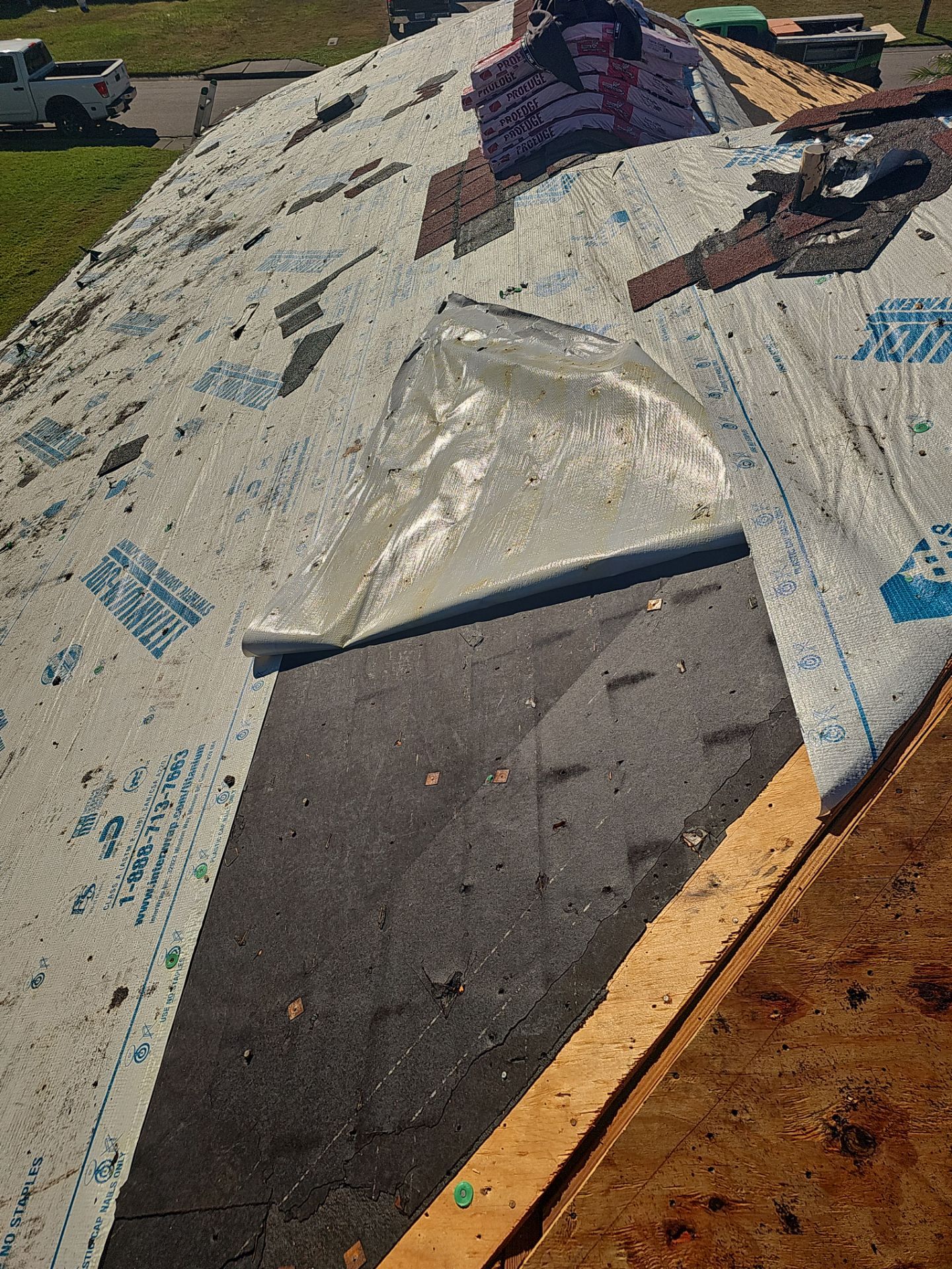 Project in St. Petersburg 33761 by Mitchell Roofing Company LLC 