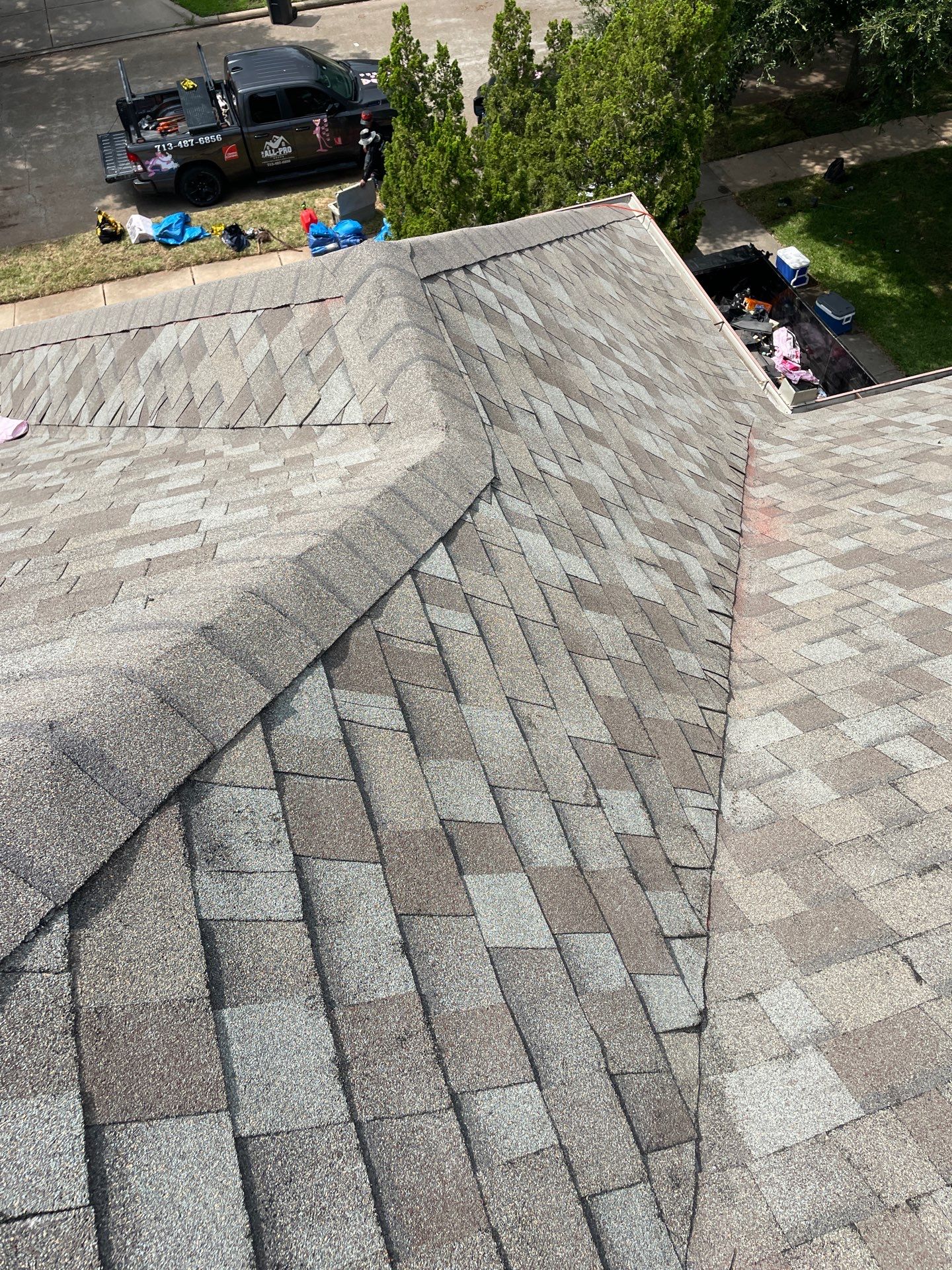 Residential Roofing Installation using Owen's Corning Duration (Lifetime) Shingles by Roof Repair Company