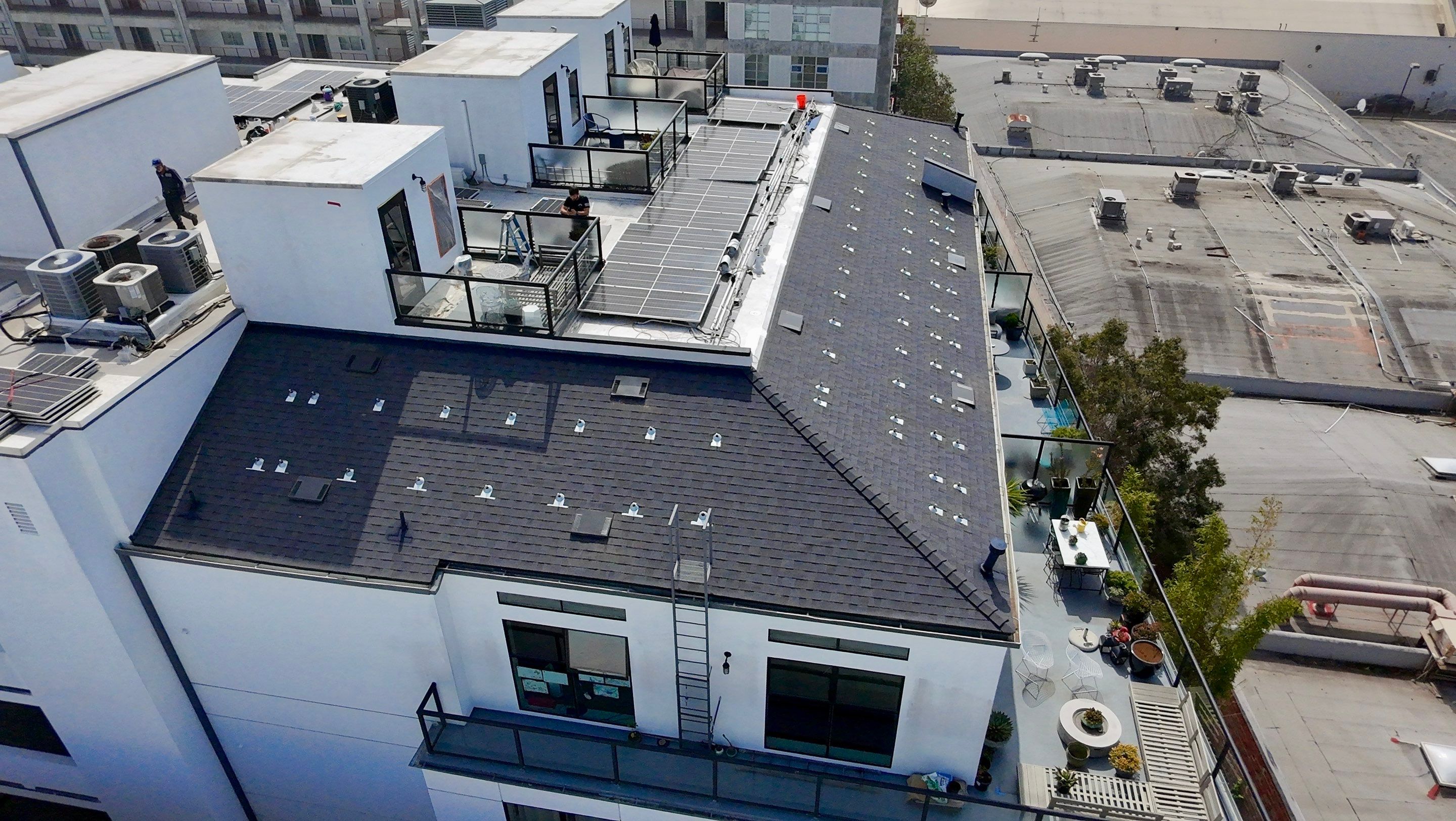 Apartment Building in Marina del Rey by Hull Brothers Roofing
