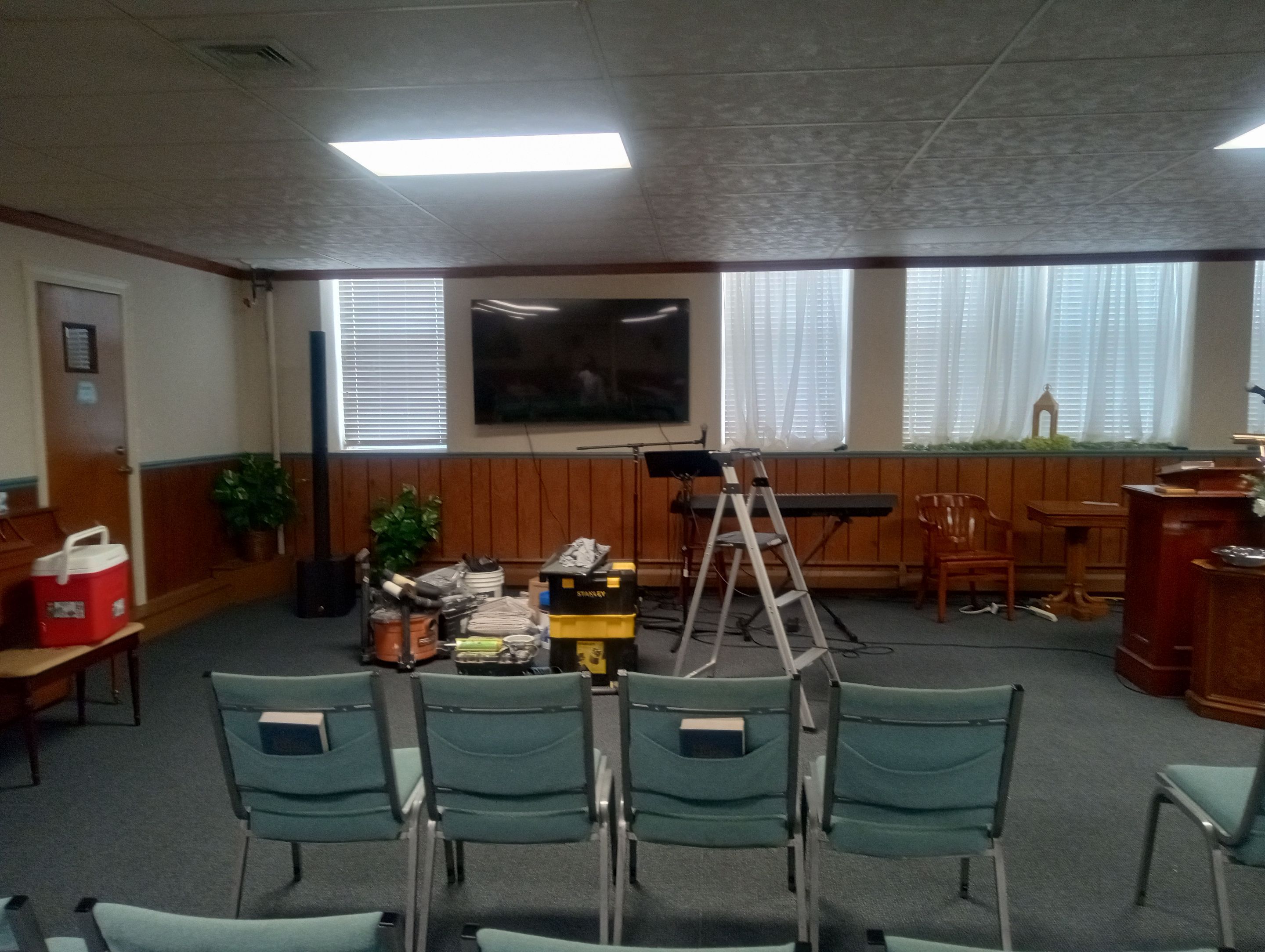 From Outdated to Fresh: Full Interior Repaint Project by FreshCoat Works LLC
