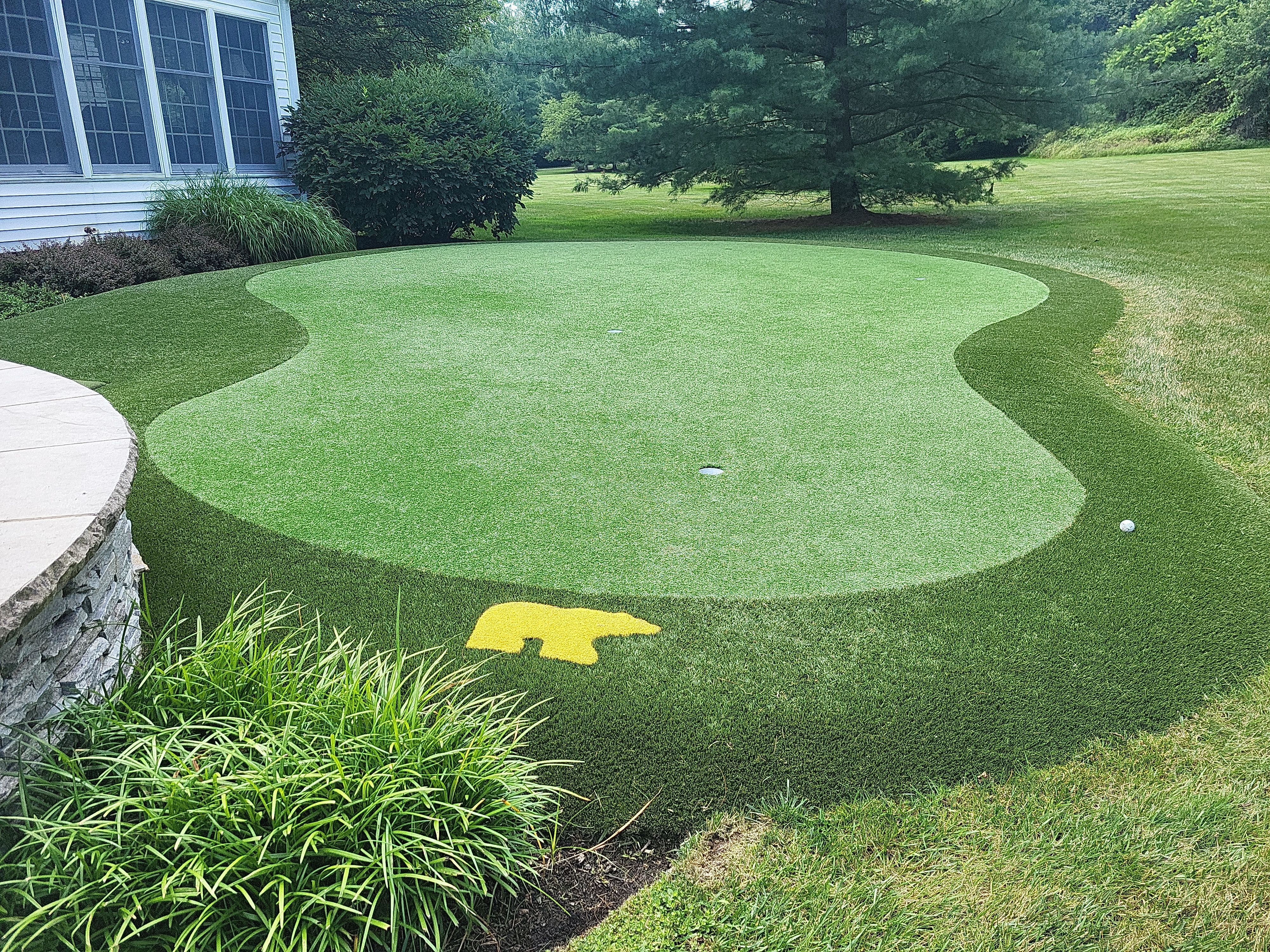 Patio Green in Akron, OH by Southwest Greens Midwest