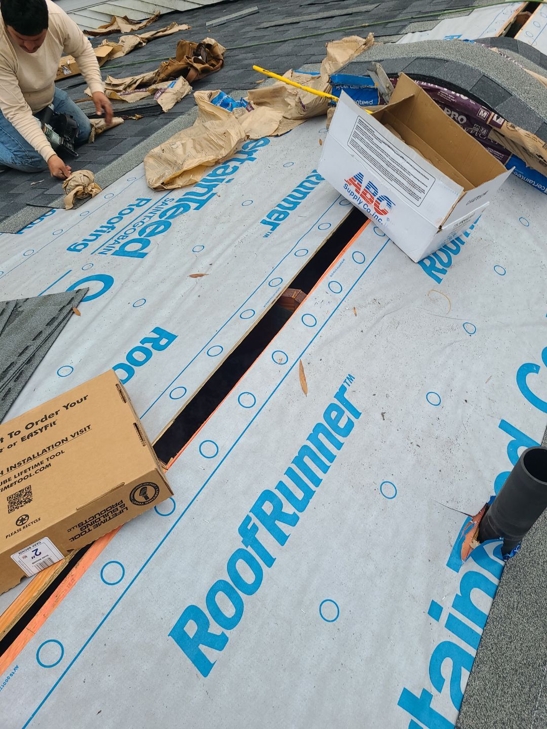 Falls Church: Residential Roof Replacement with CertainTeed Landmark Pro in Max Def Moire Black by RM Banning, Inc.