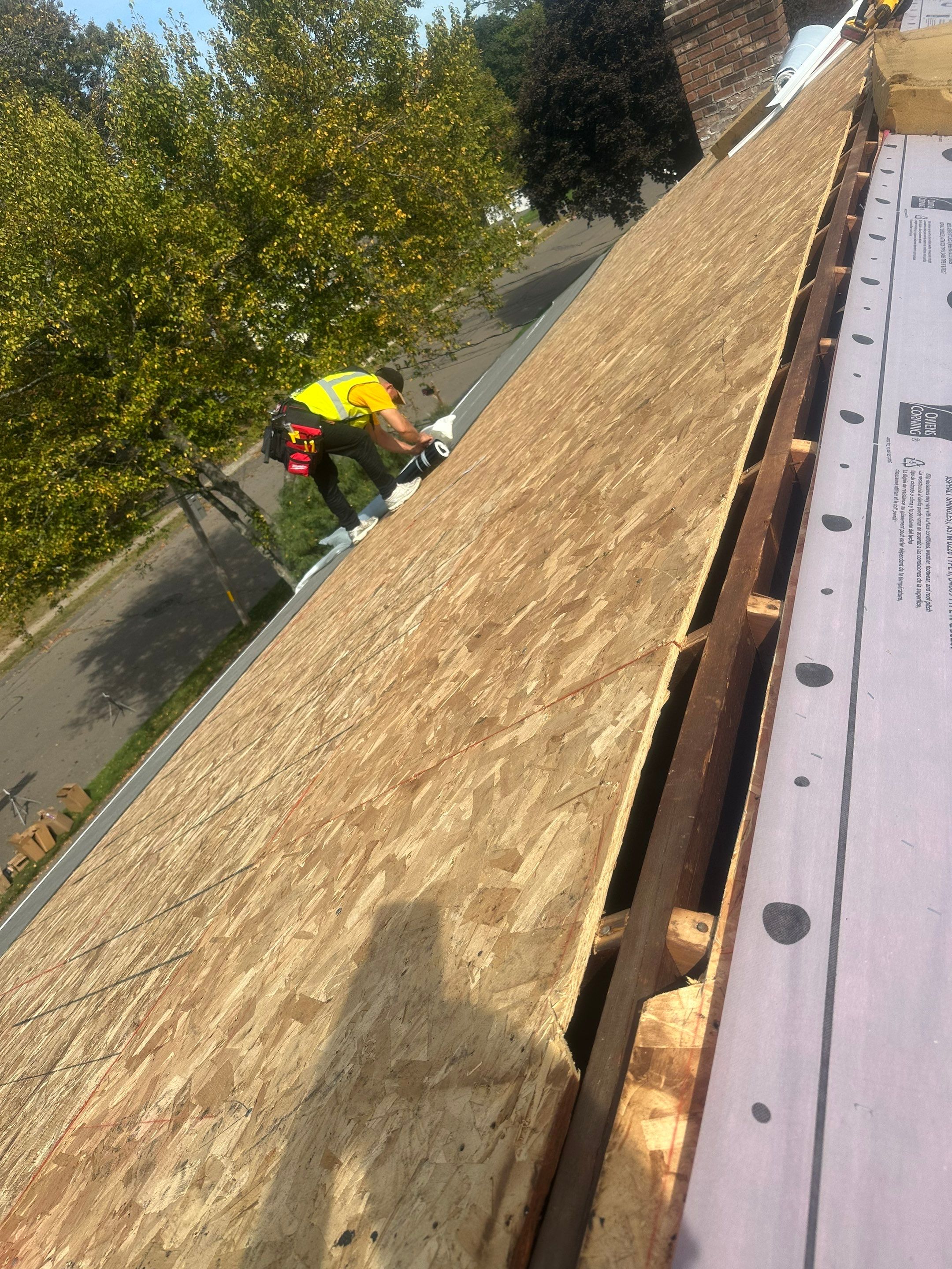 Owens Corning Duration: Onyx Black in Bristol by Golden Shield Roofing