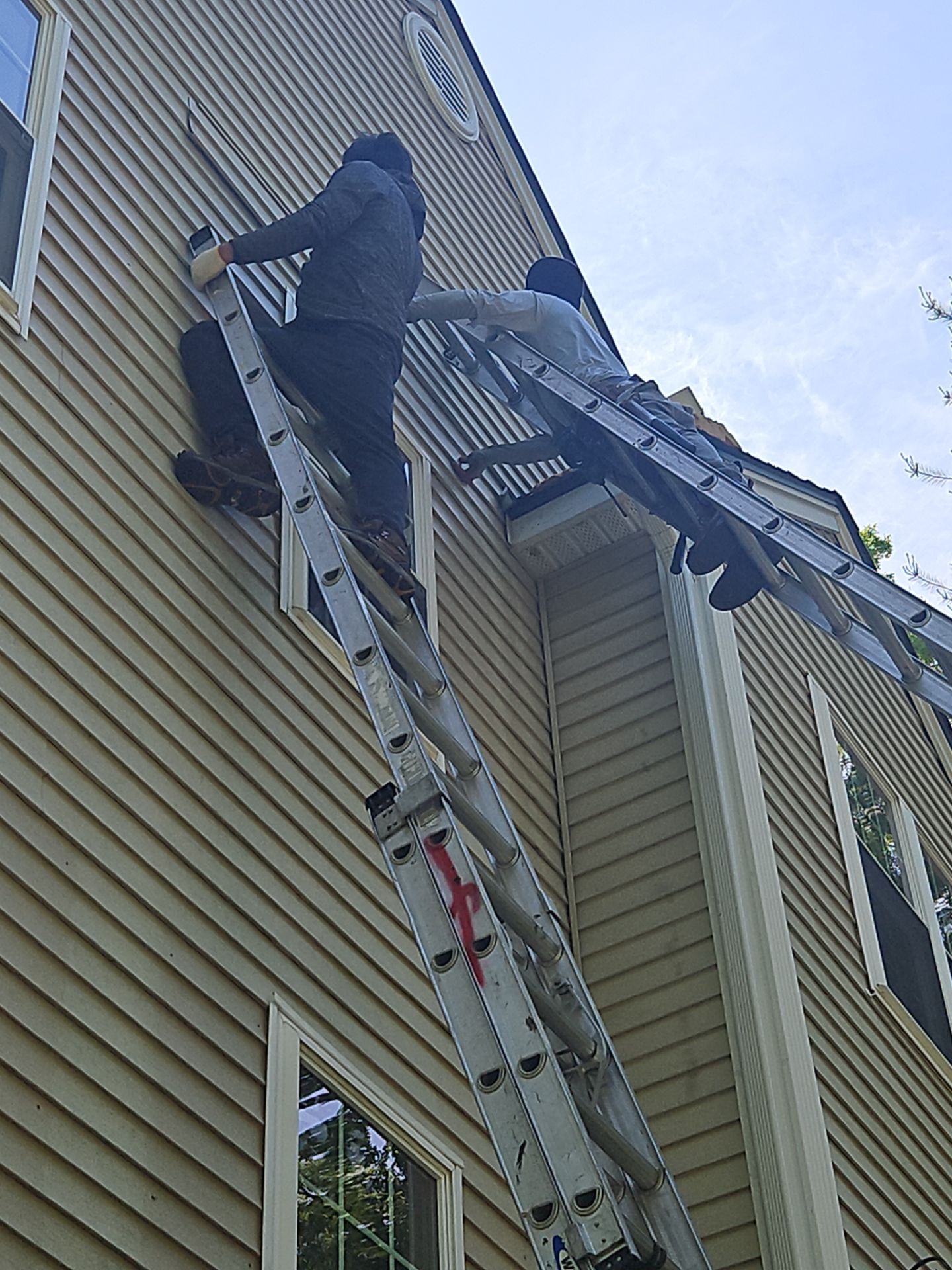 Leak Repair & Gutter Replacement in Chelmsford, MA by Mighty Dog Roofing of Greater Middlesex County