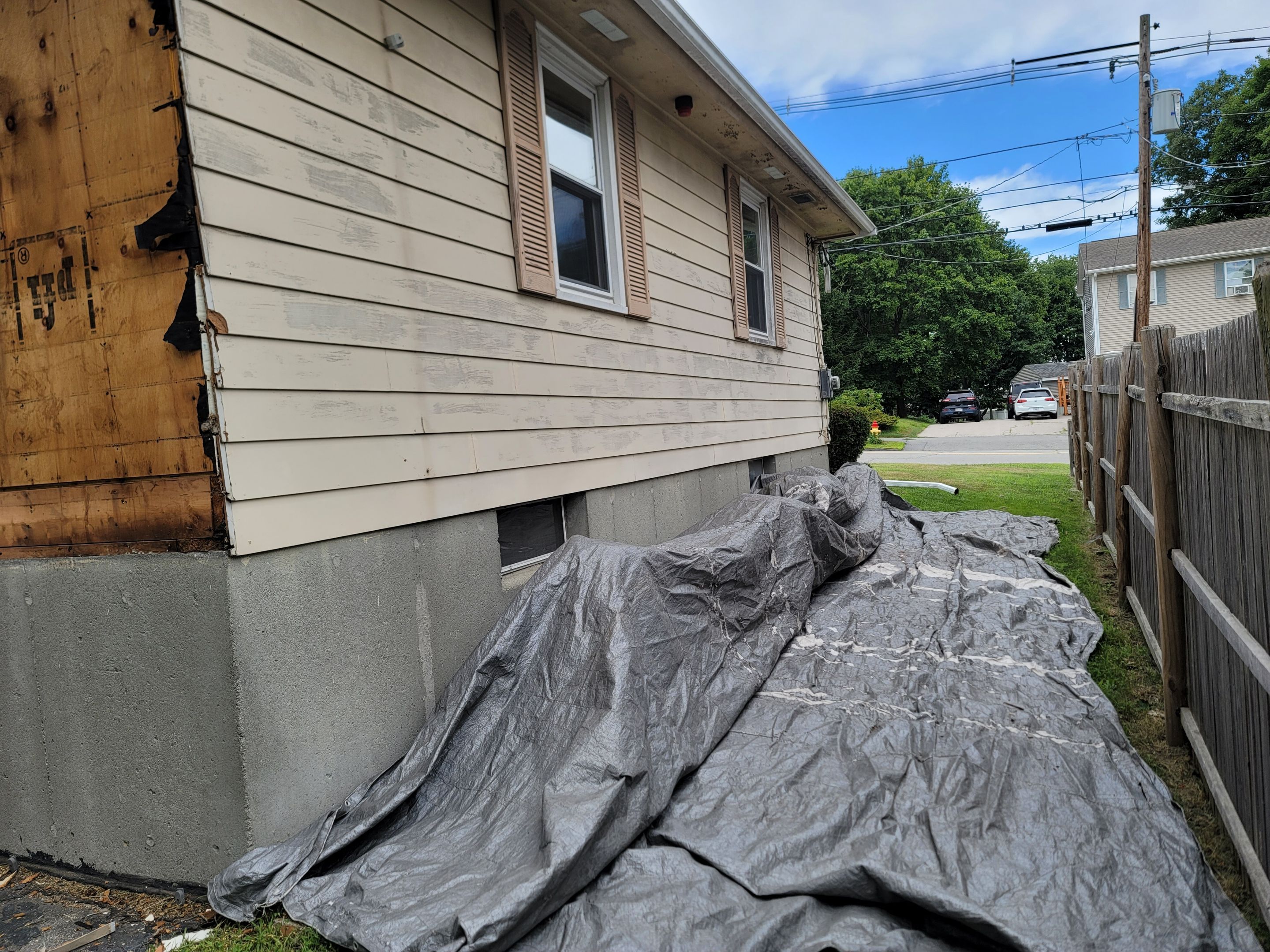 Siding Installation using Everlast Composite Siding by UBrothers Construction