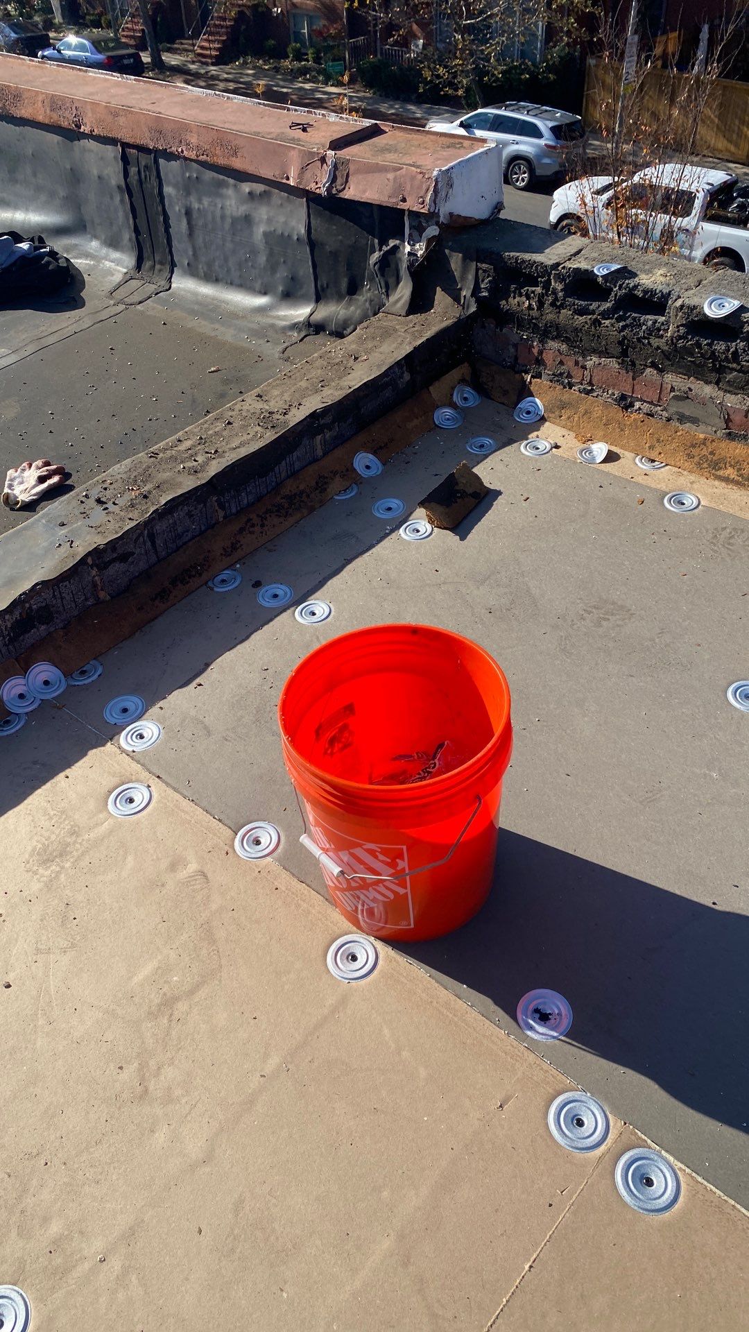 Alexandria: Residential Flat Roof Replacement with Mule Hide TPO Membrane by RM Banning, Inc.