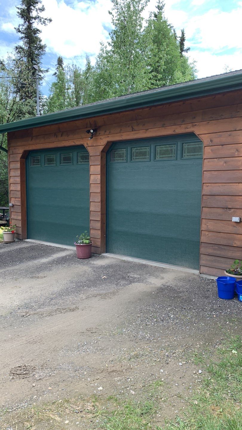 Wood Siding Restoration by Midnight Sun Painting