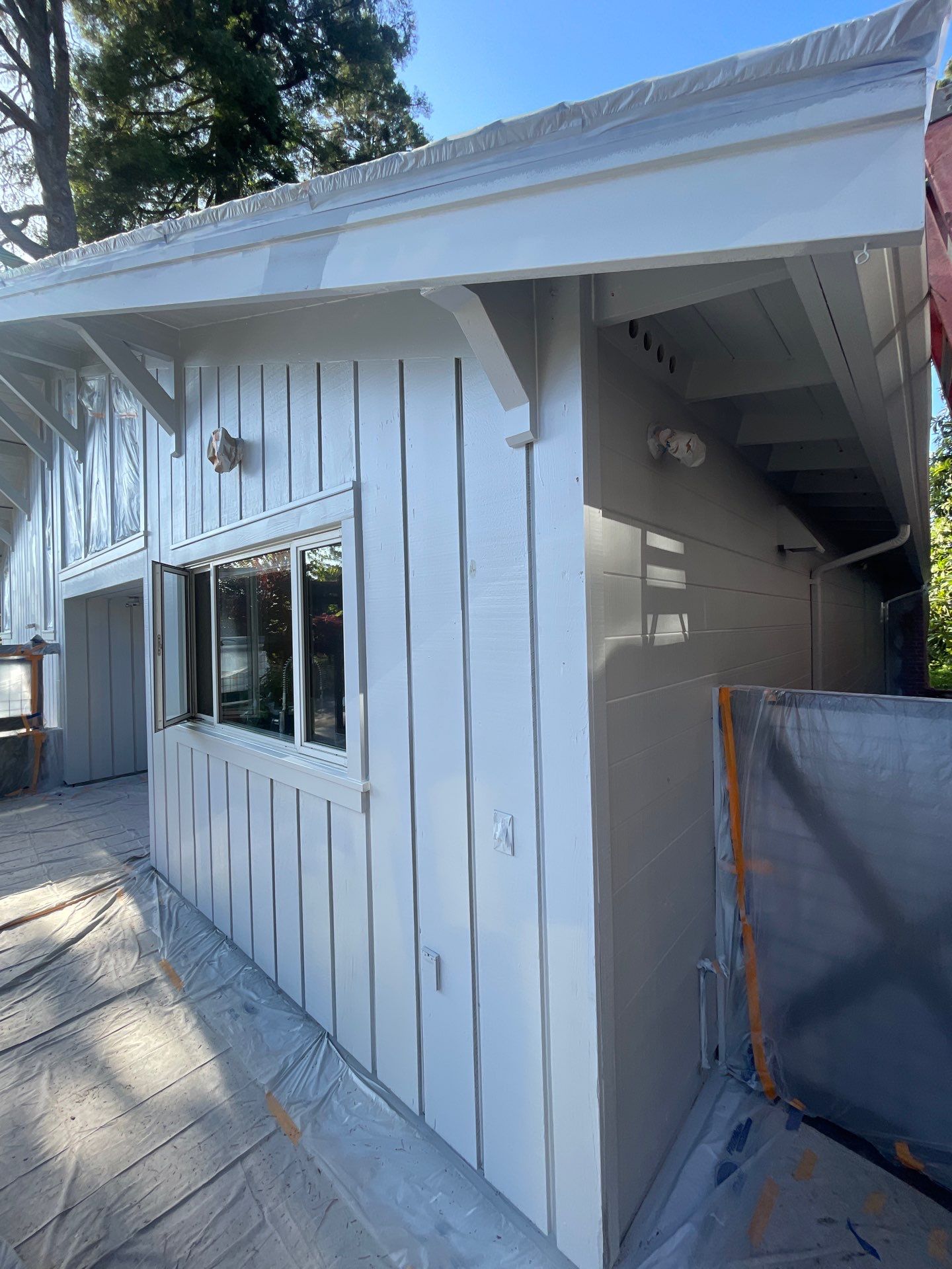 Project in Oakland by Herrera’s Bay Area Painting inc.