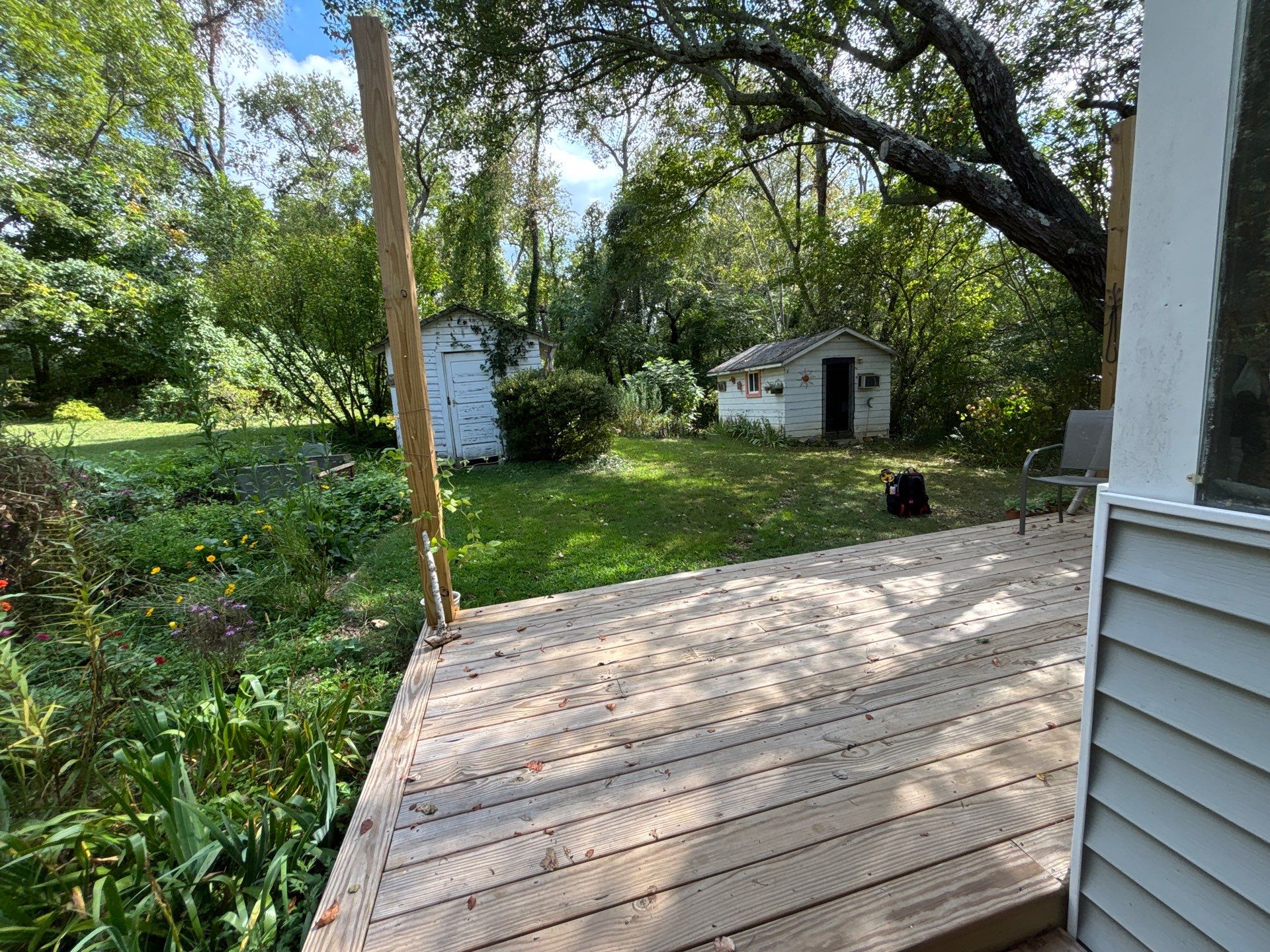Wood Deck using Wood Sealant by DuraSeal