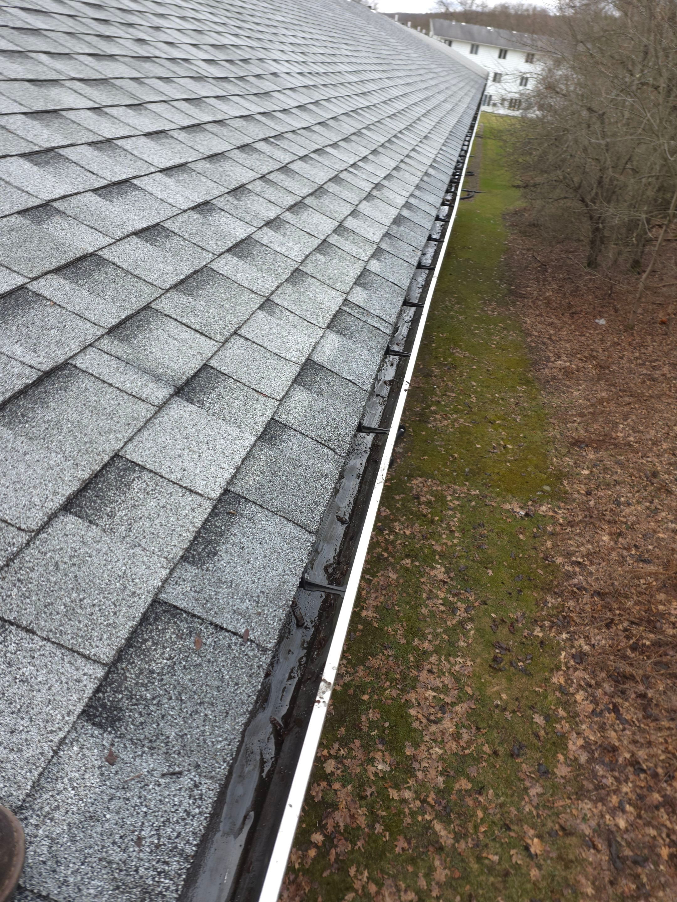 HOA gutter cleaning after photo.