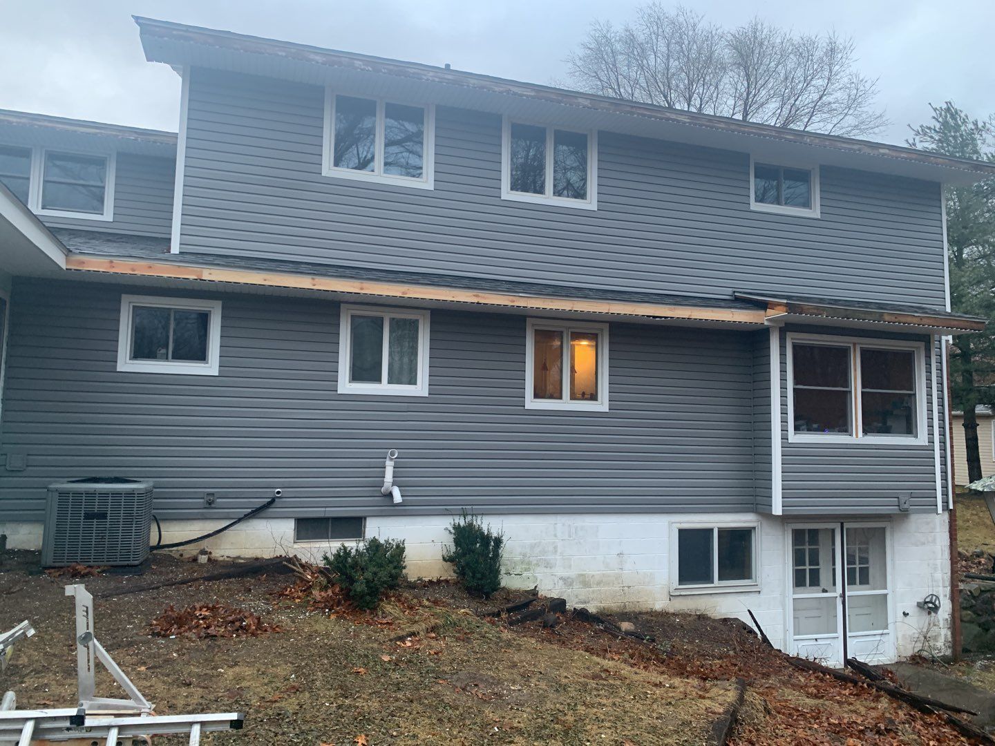 Siding Replacement using Certainteed Restoration Classic D4 by 180 Contractors