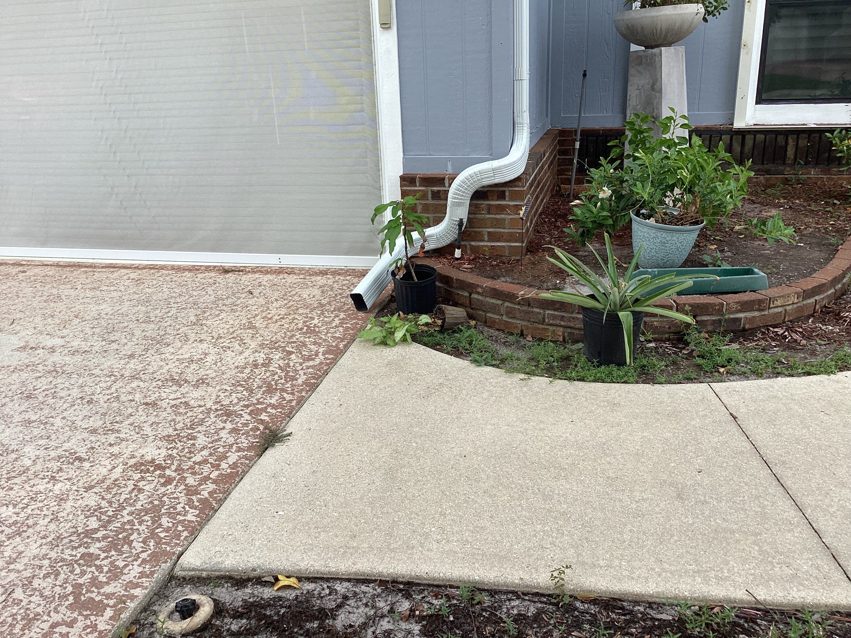 6 Inch Seamless Gutters using K-Style Gutters by Gutter Professors