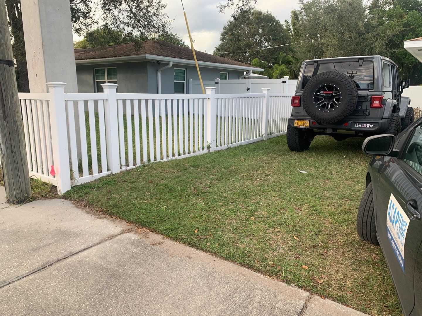 Bradenton, FL 4 ft. and 6 ft. Vinyl Privacy Fence by Asap fence and gates, LLC