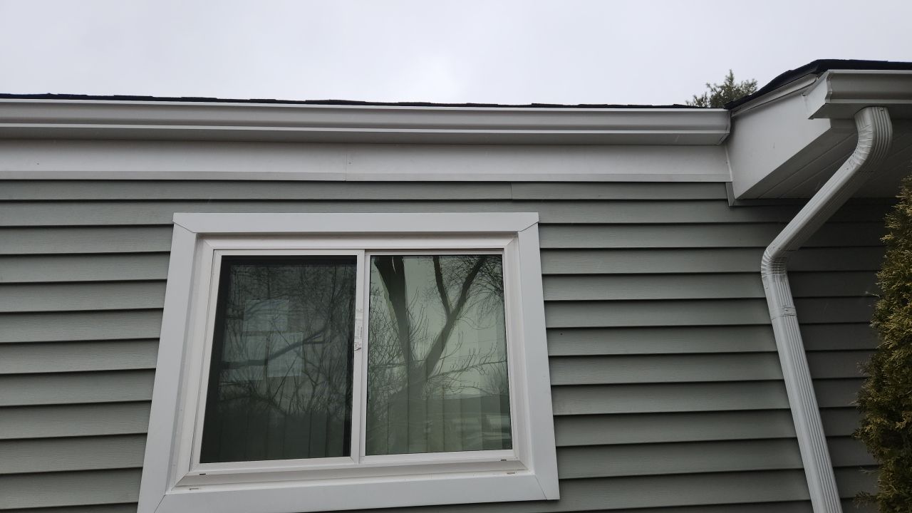 Siding Replacement using CertainTeed Restoration Classis D4 by 180 Contractors