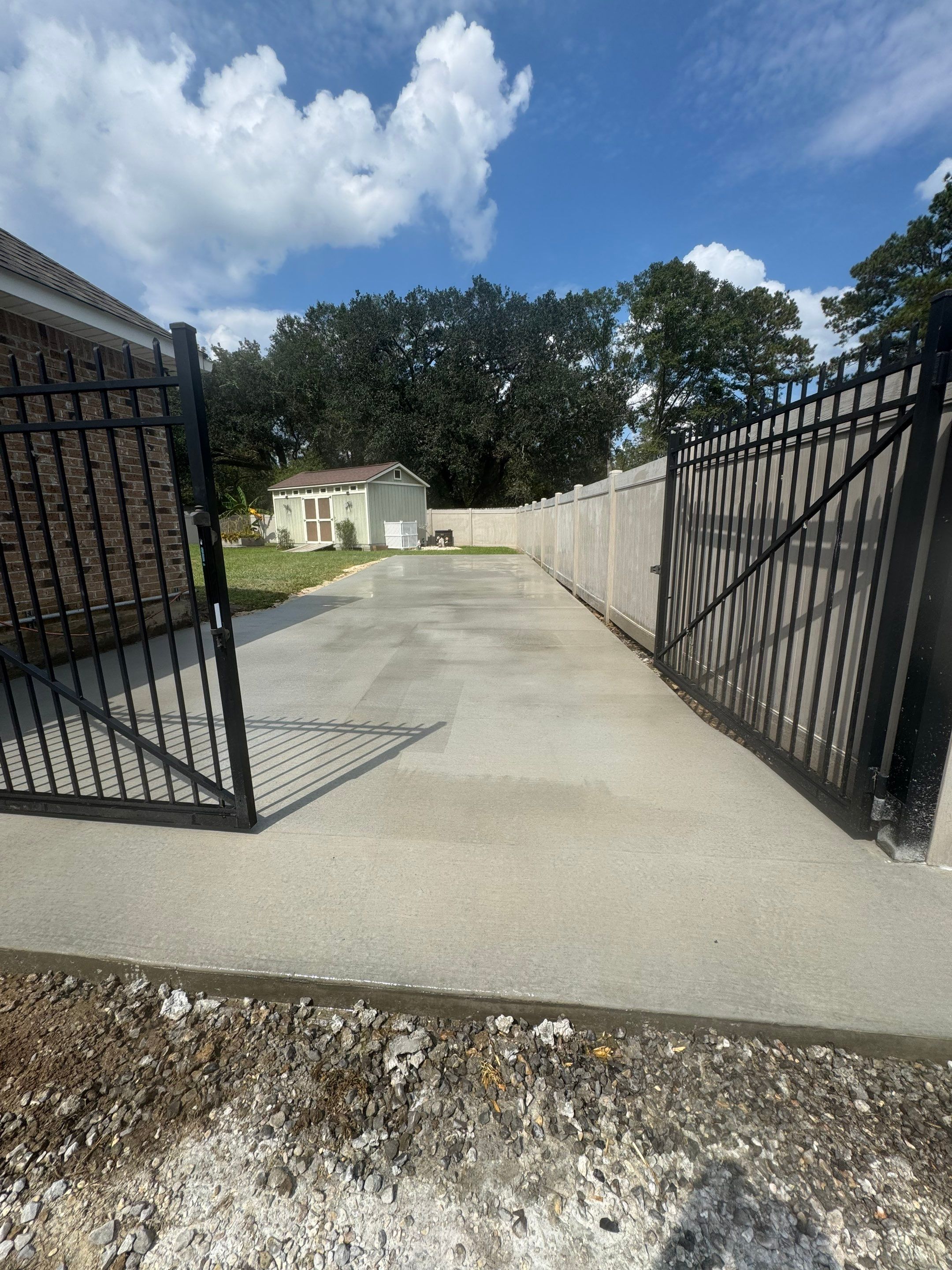 HDS Concrete - Concrete Installation in Maurepas by HDS Contractors