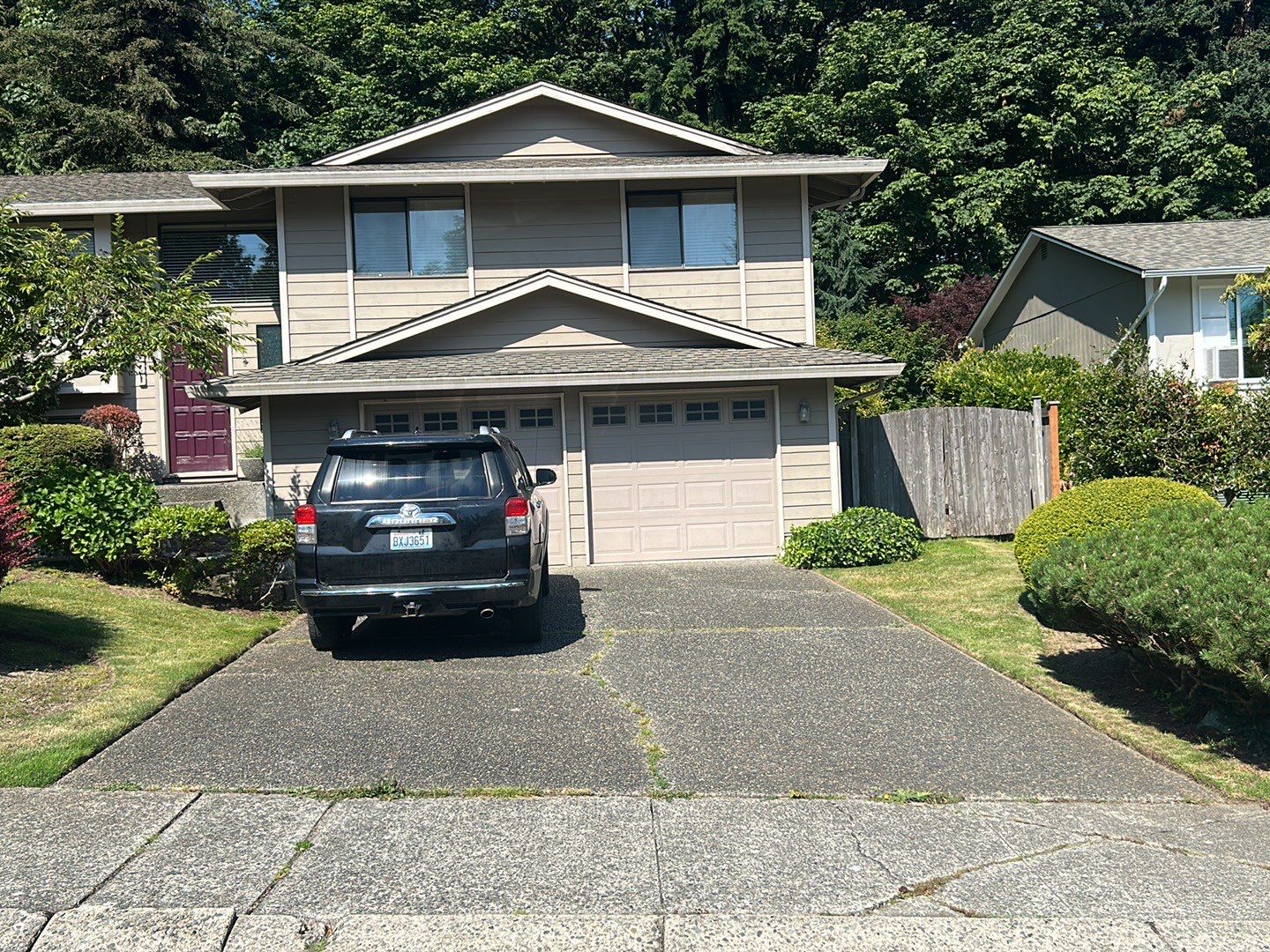 Laurie | Concrete Stairs  by Jireh Asphalt & Concrete Inc 