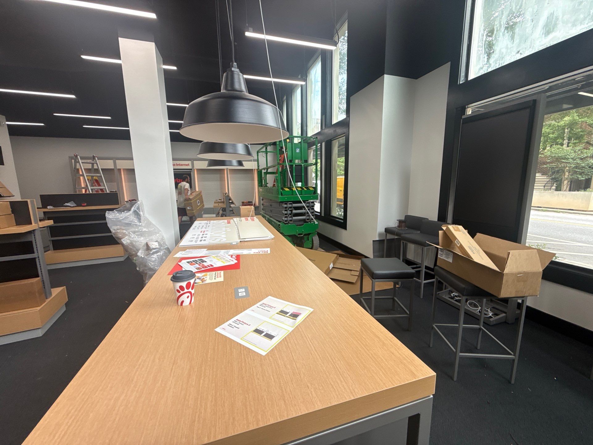 Commercial Retail Build Out for Verizon Mobile in Atlanta by Mark Allan Contracting