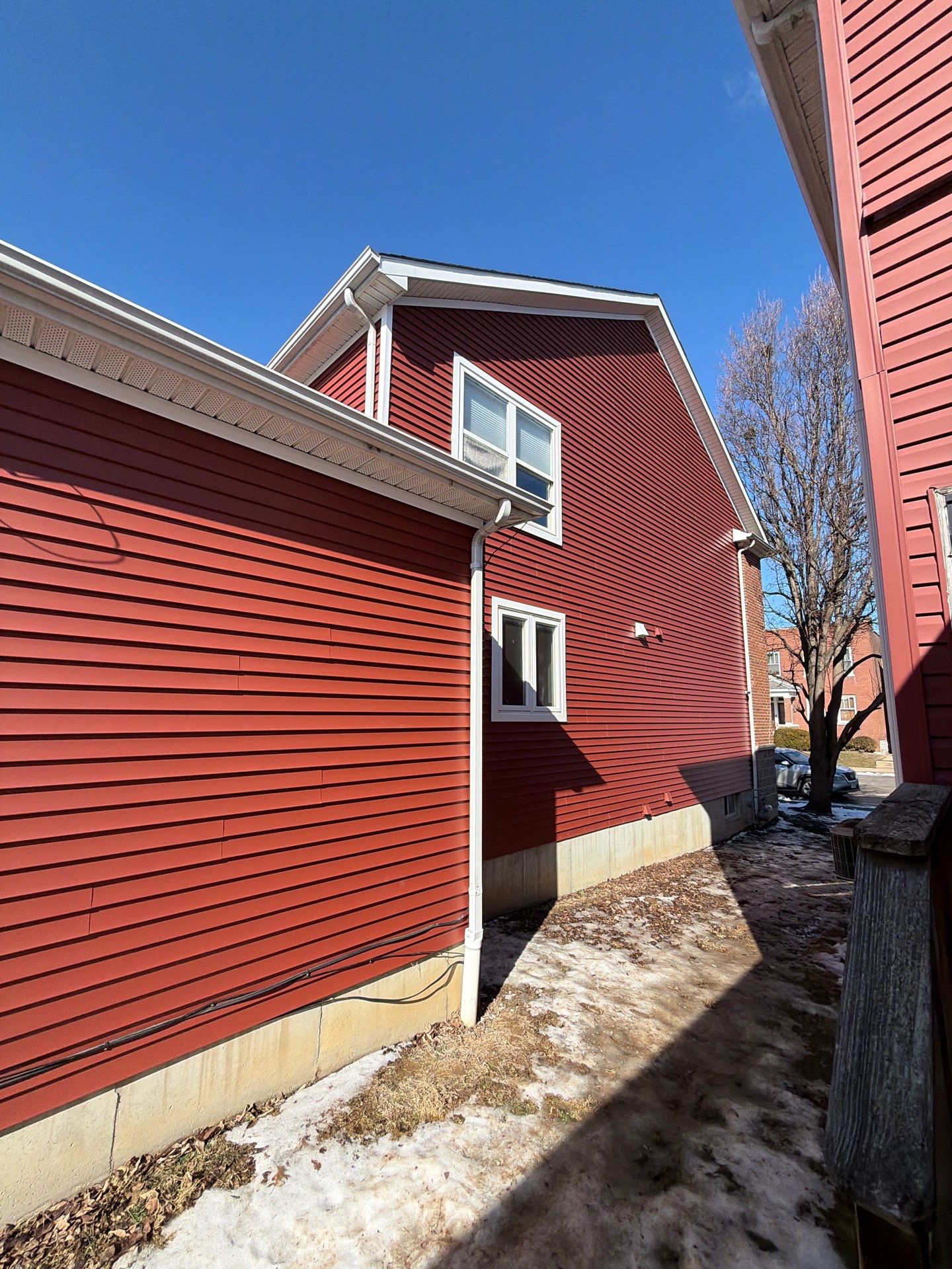 Fox Park Vinyl Siding Transformation | St. Louis, MO by Acute Roofing And Exteriors