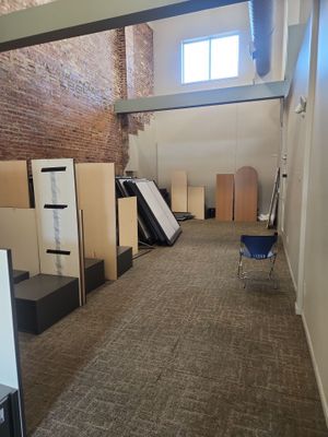 OFFICE CLEAN OUTS OF PEORIA, IL