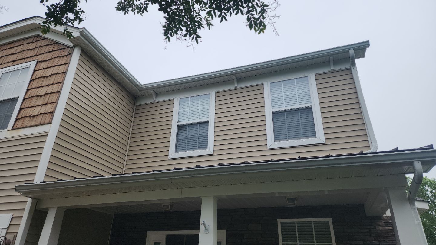 House Wash using cleaner by Power Wash Masters LLC