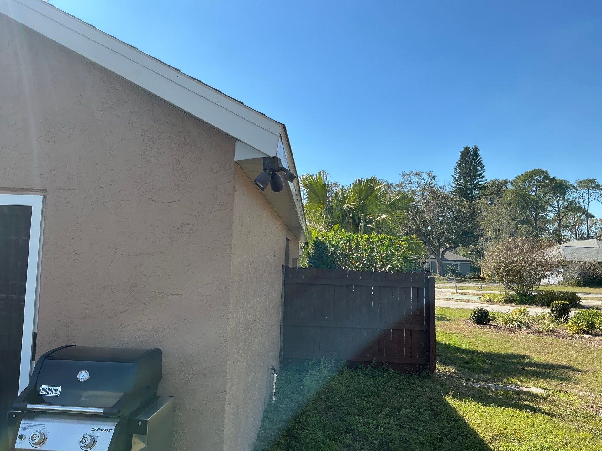 6 Inch Seamless Gutters using K-Style Seamless Gutters in Sarasota FL by Gutter Professors