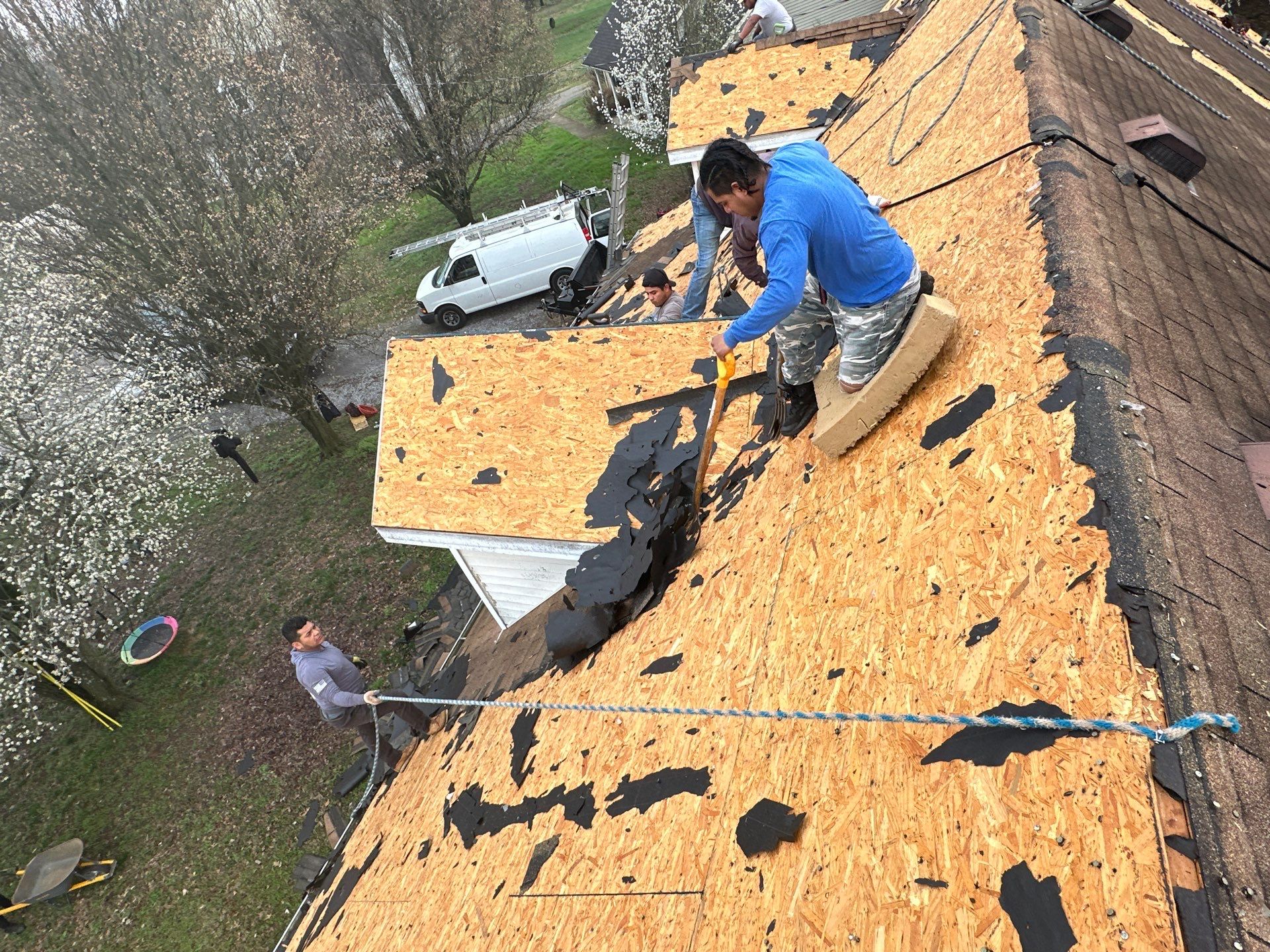 Residential Roofing Installation using GAF Timberline HDZ Harvest Blend in Nantucket Morning by Undersun Roofing 