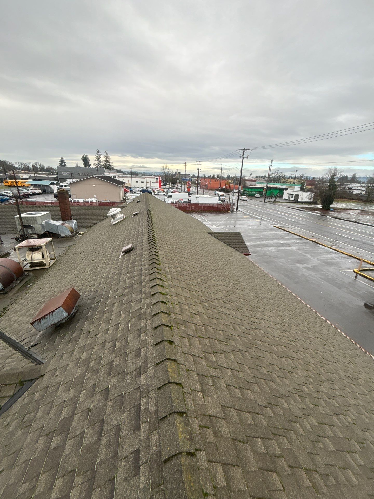 Summit Grey Lum Yun Salem Oregon Commercial Roof by Orezona Building & Roofing Company, Inc.
