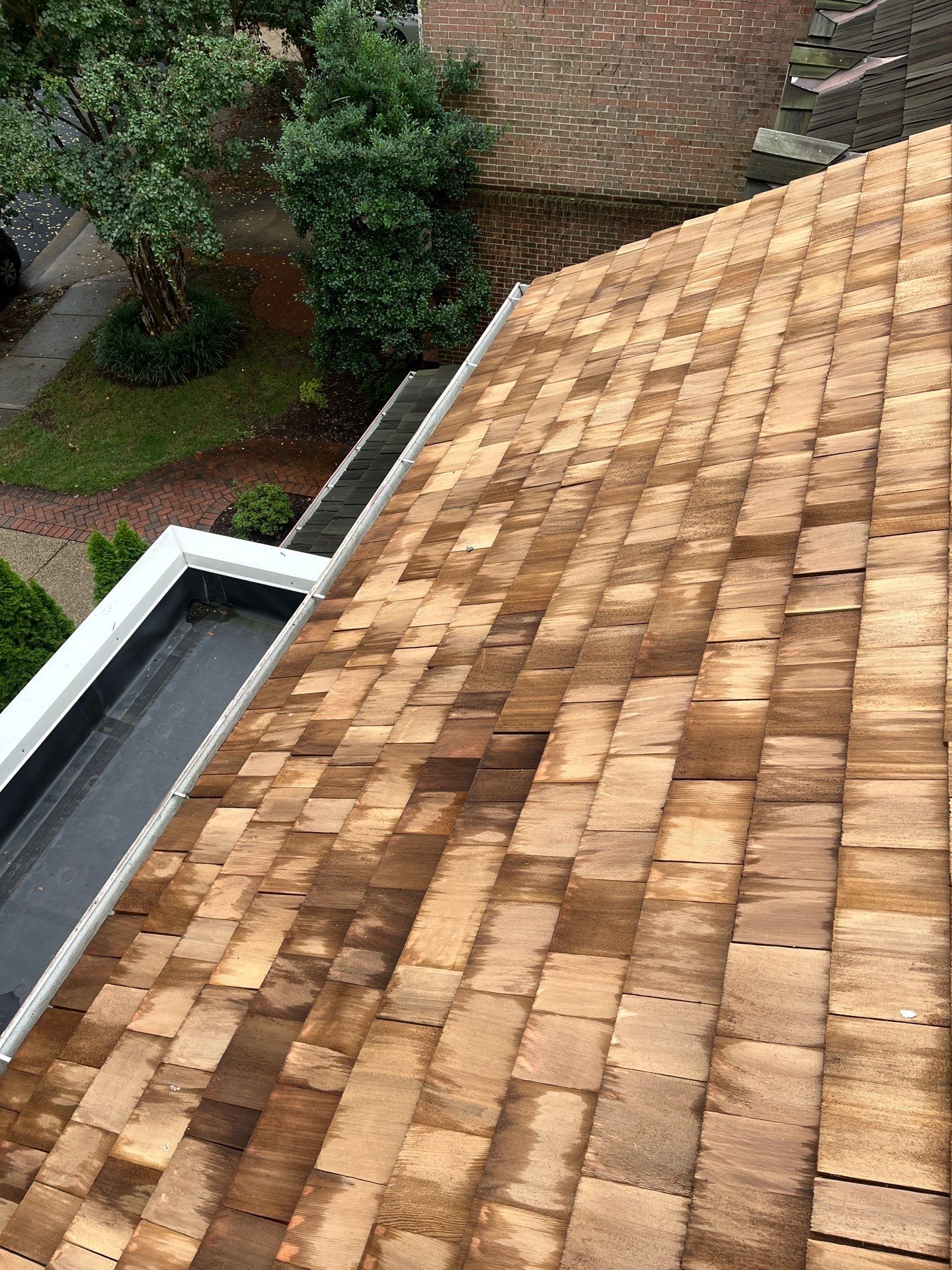 Arlington: Residential Roof Replacement with Perfection CCA-Treated Cedar Shakes by RM Banning, Inc.