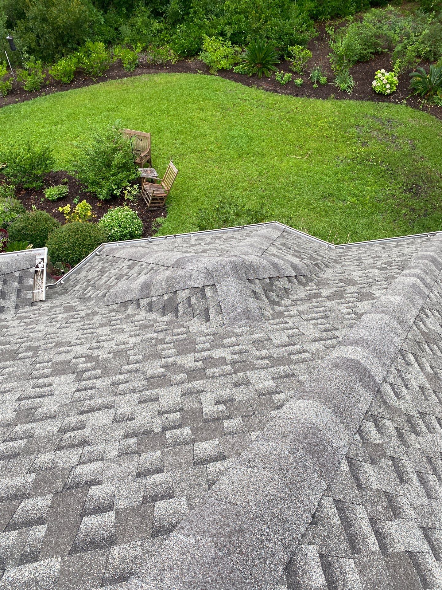 GAF HDZ - Weathered Wood by Linta Roofing Inc