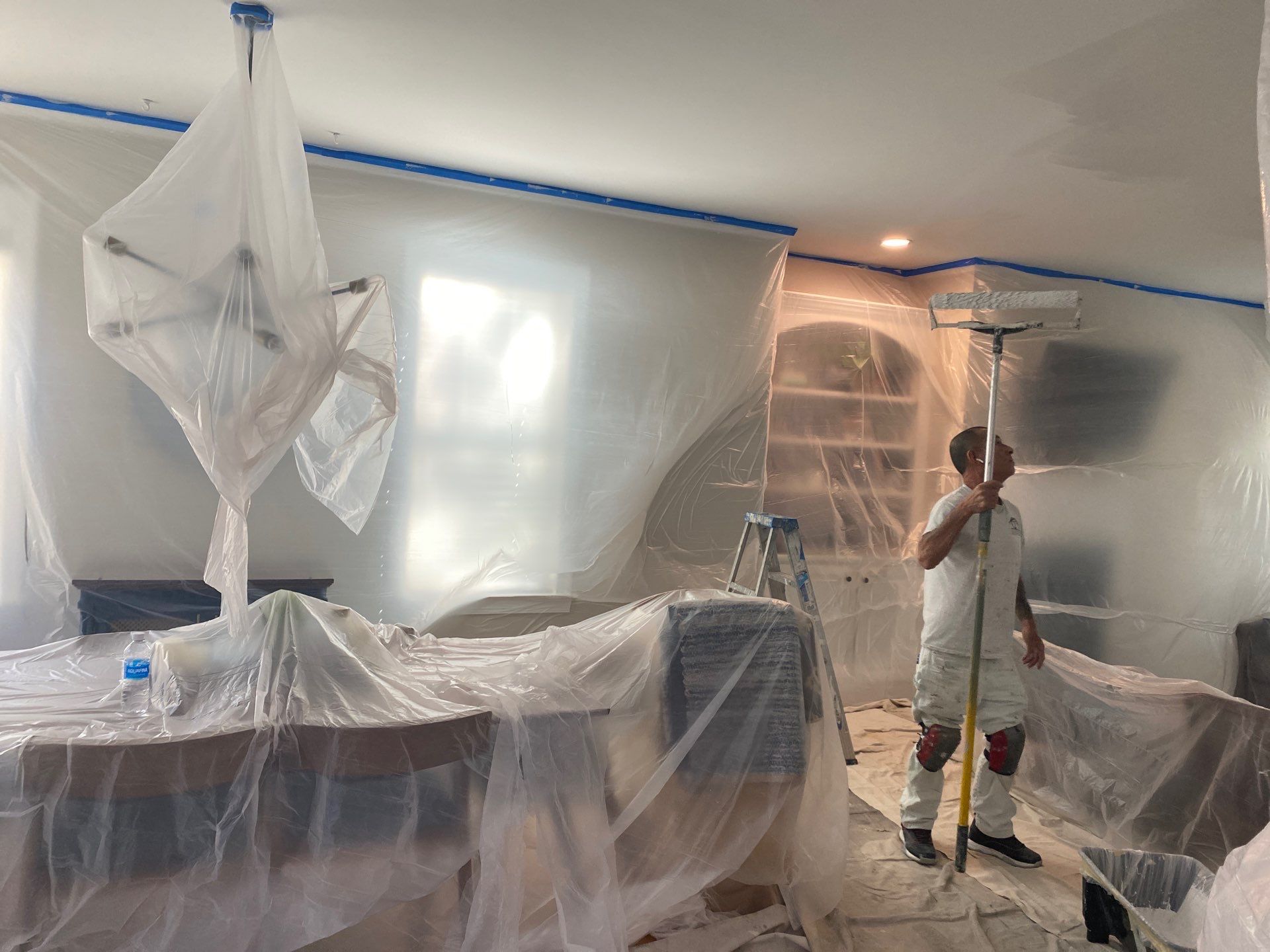 Drywall damage repair and repaint by GonzalezPainters & Contractors Inc 