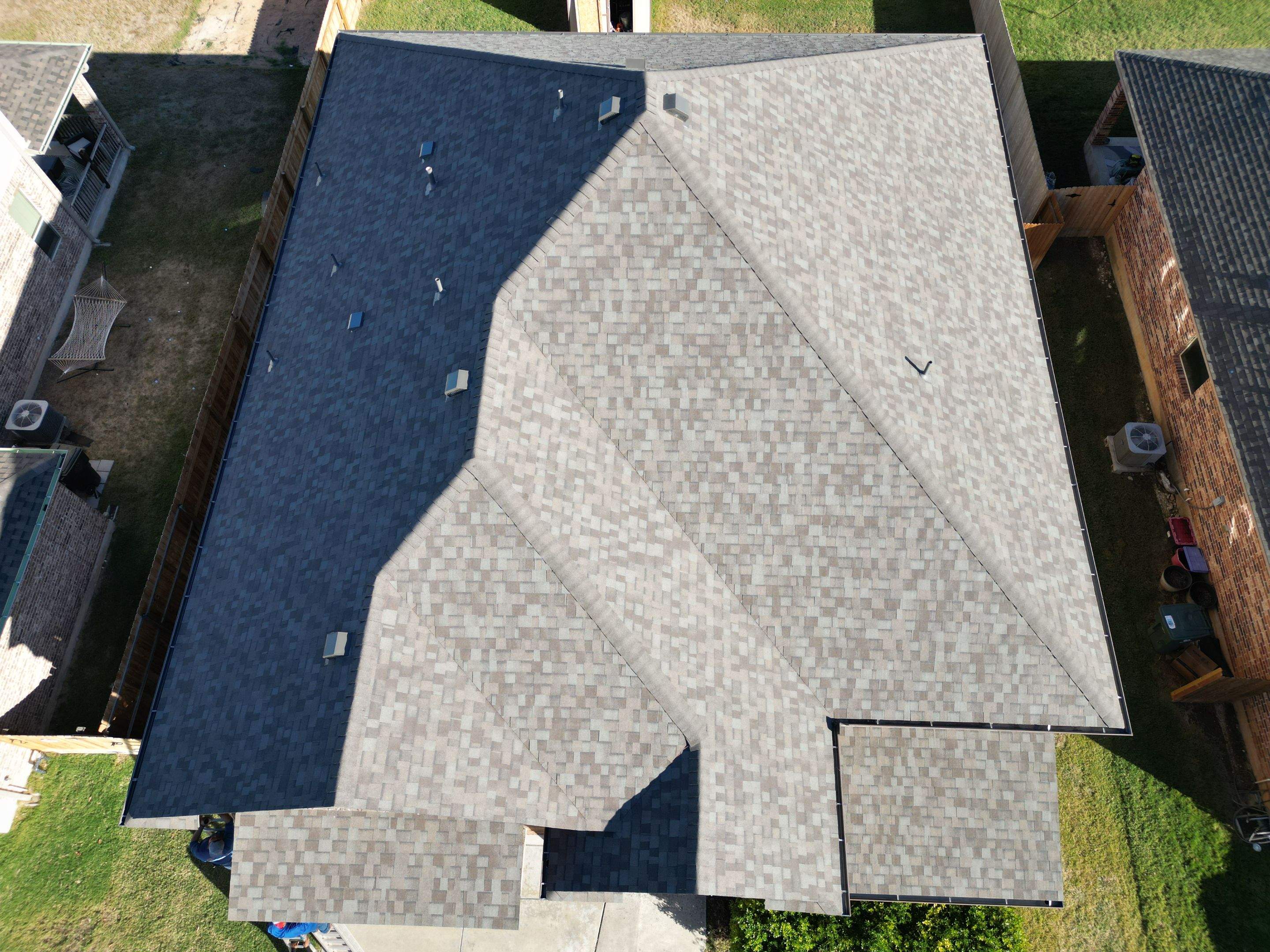 Driftwood - Owens Corning TruDefinition Duration by RoofsOnly.com