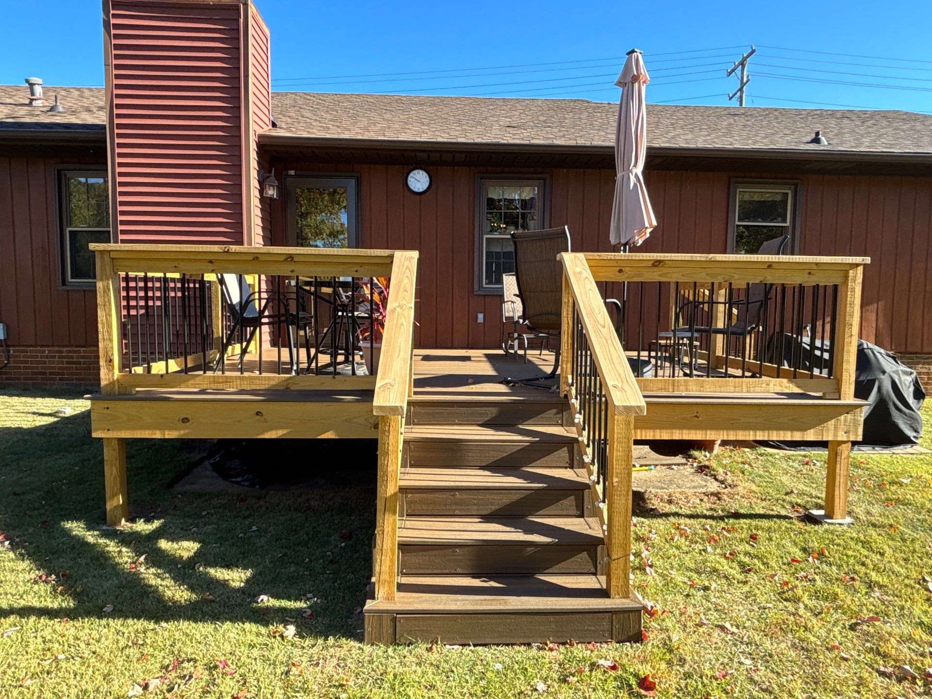 Wood Deck using Wood Sealant by DuraSeal