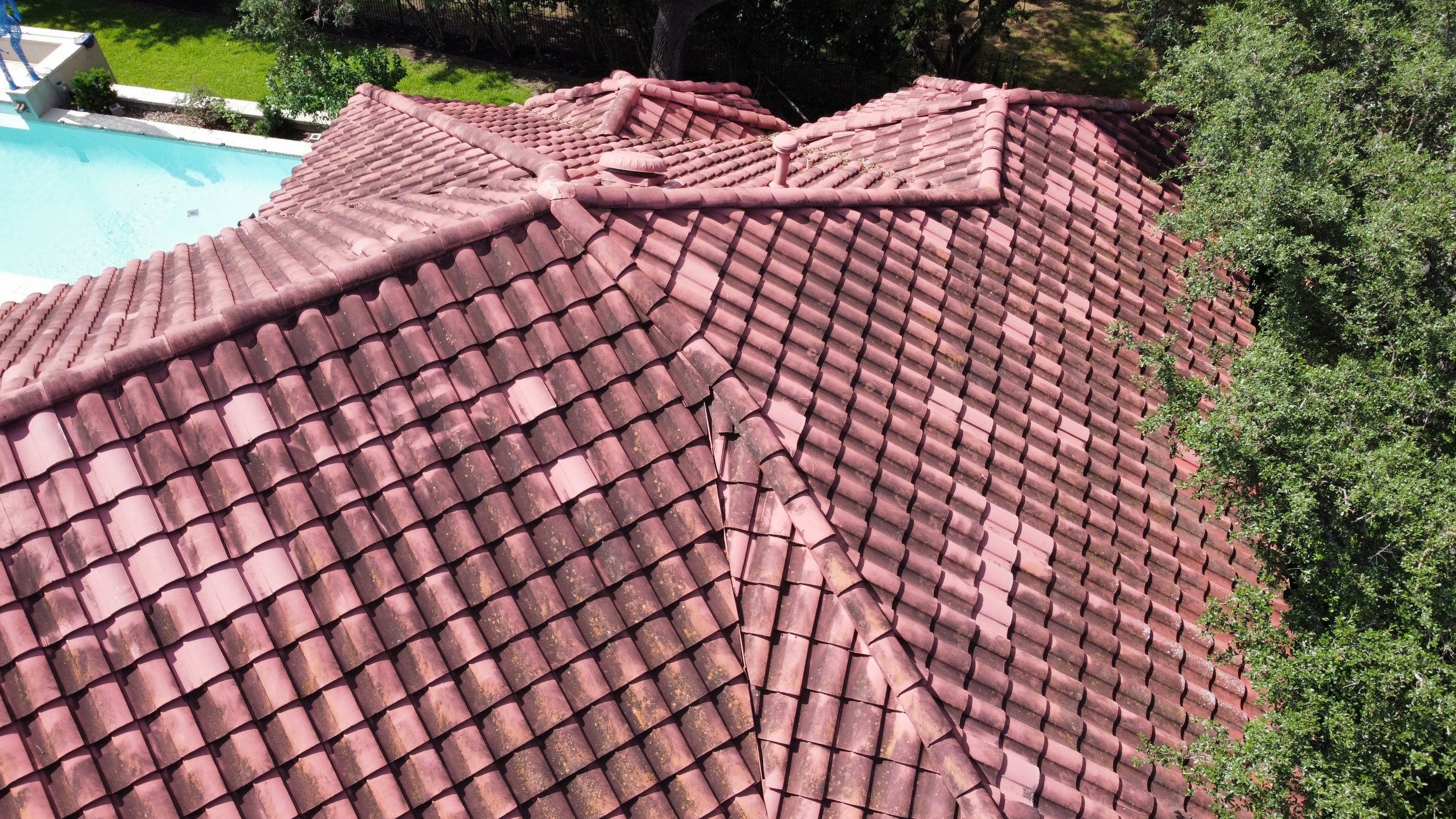 Tile Roof Wash Project in San Antonio by Bright Choice