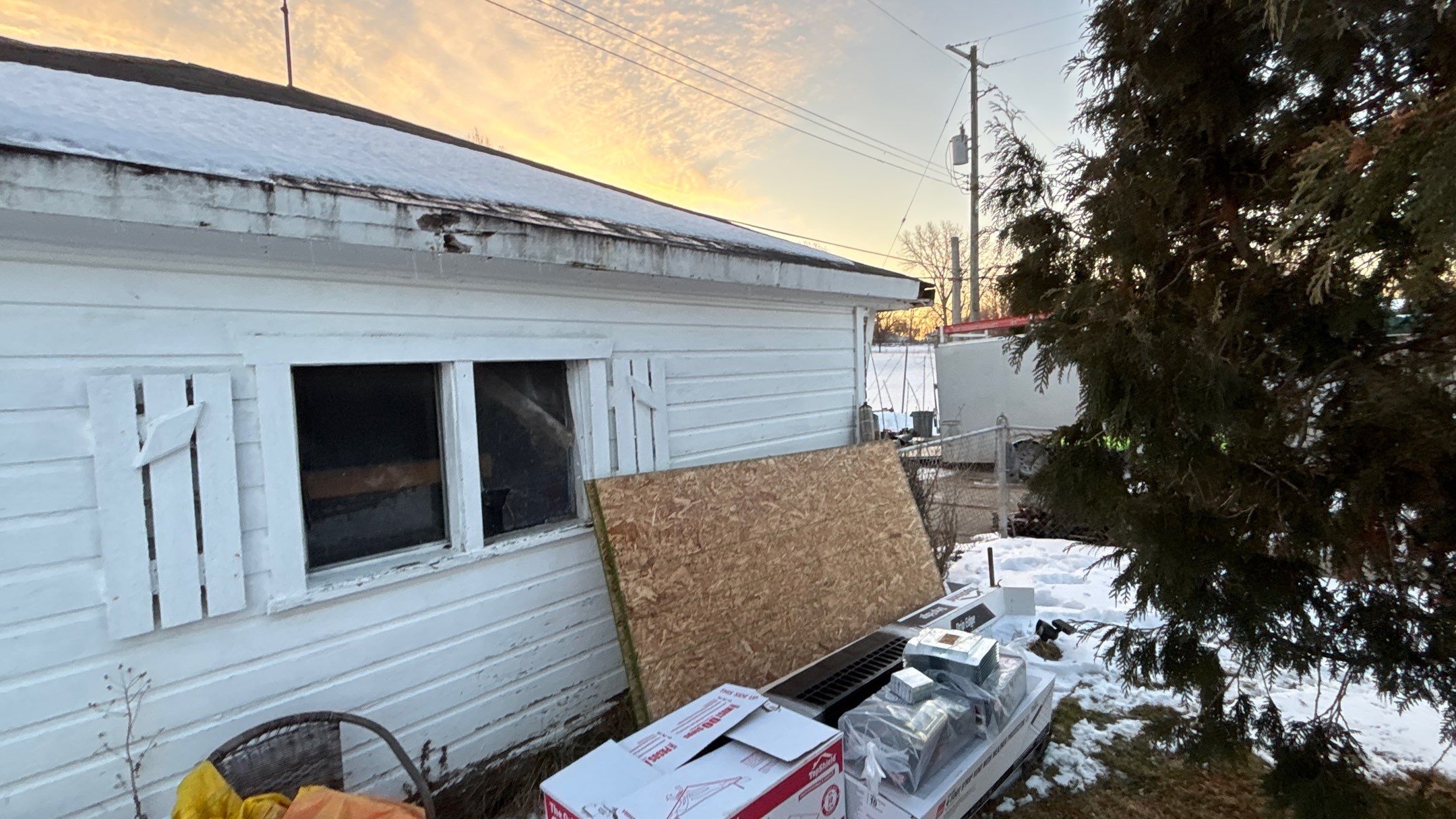 Siding Replacement using Alside D4 Odyssey-Plus Dutchlap White by 180 Contractors