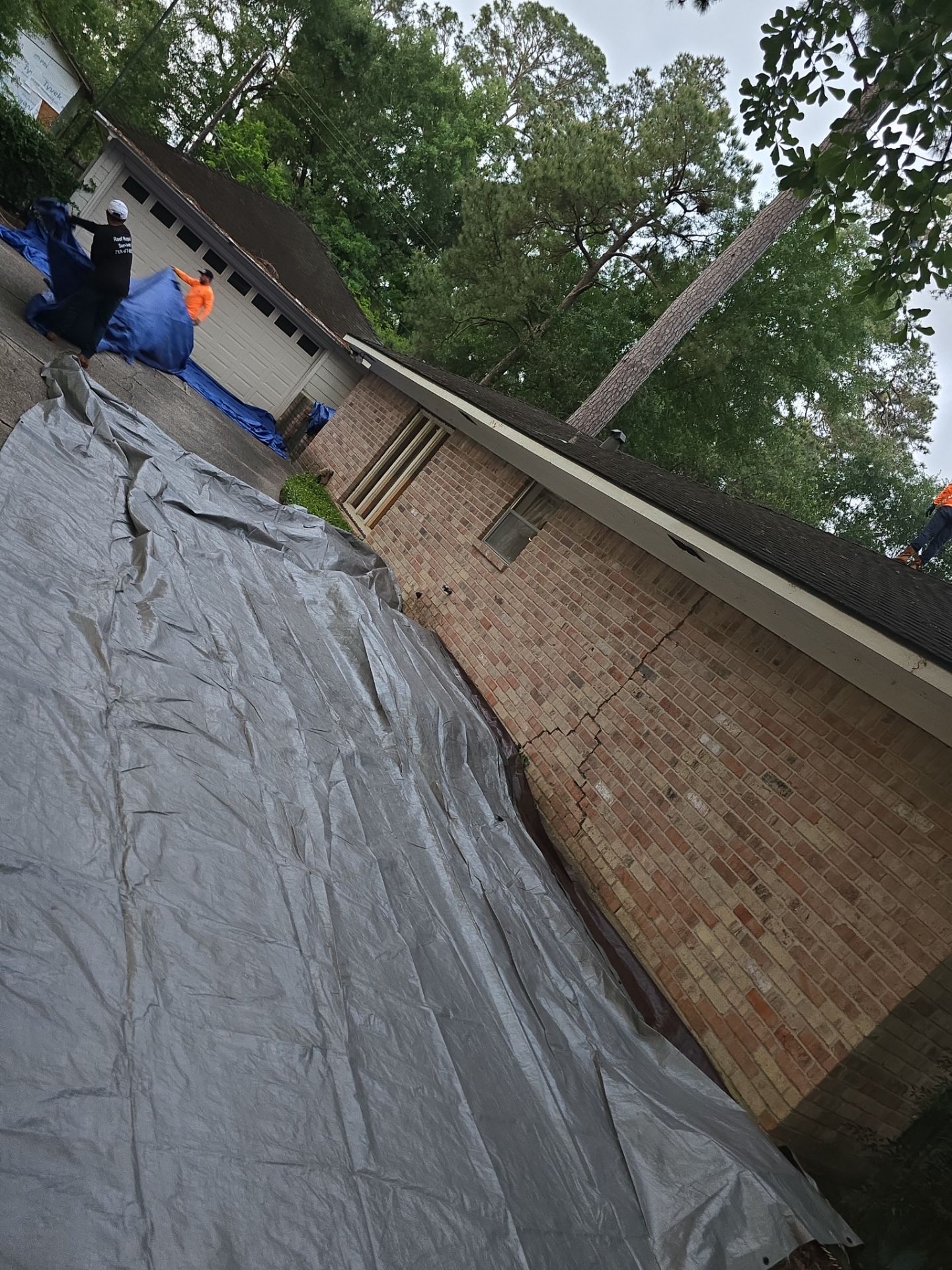 Roof Replacement Houston by Roof Repair Company